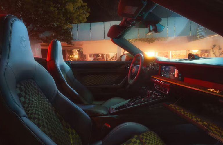 cockpit of the Porsche 911 Spirit 70