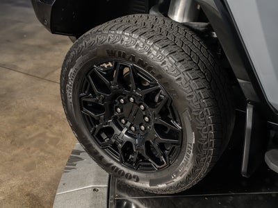 2024 GMC HUMMER EV SUV 2X