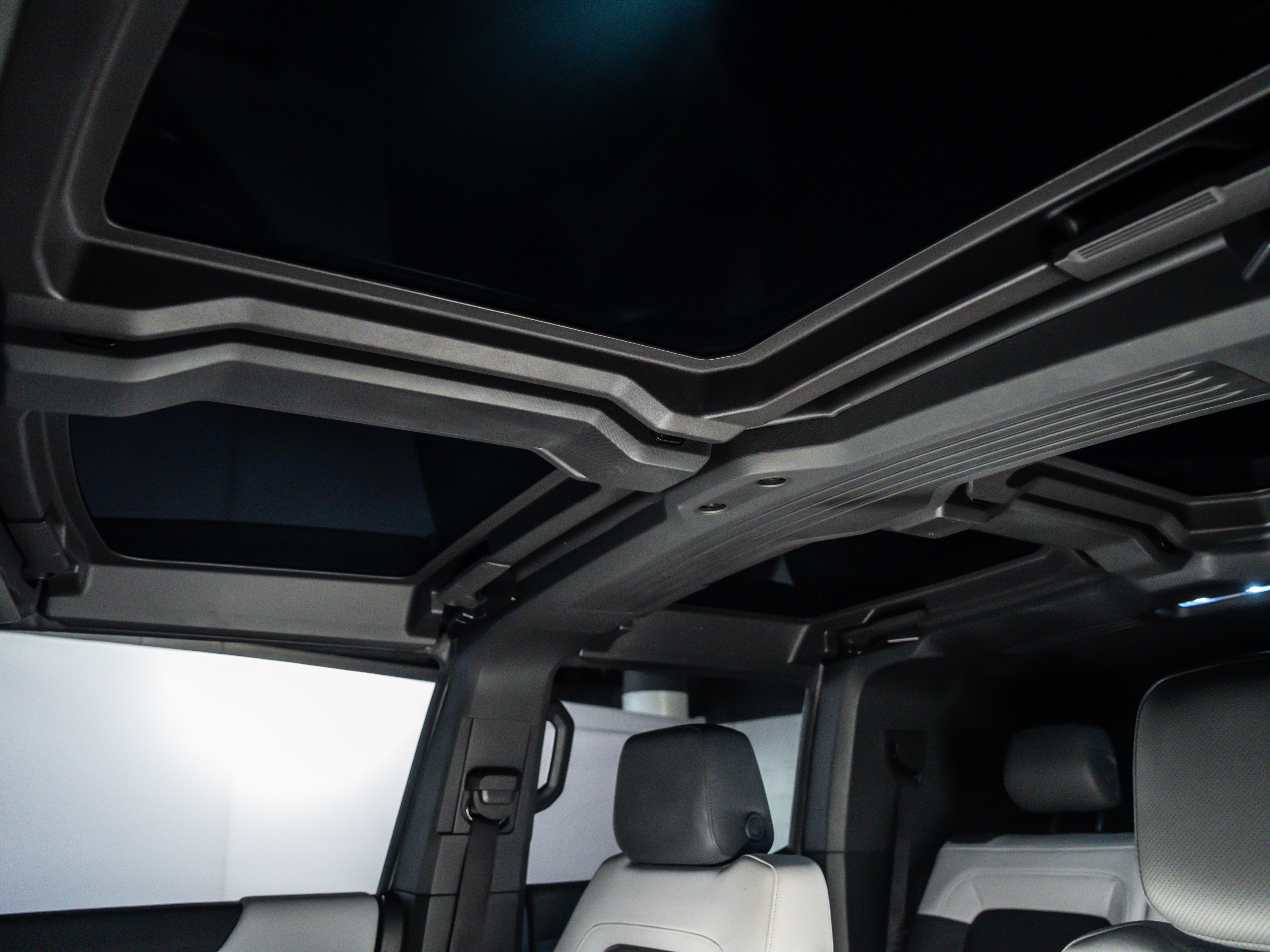 2024 GMC HUMMER EV SUV 2X