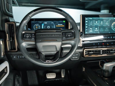 2024 GMC HUMMER EV SUV 2X