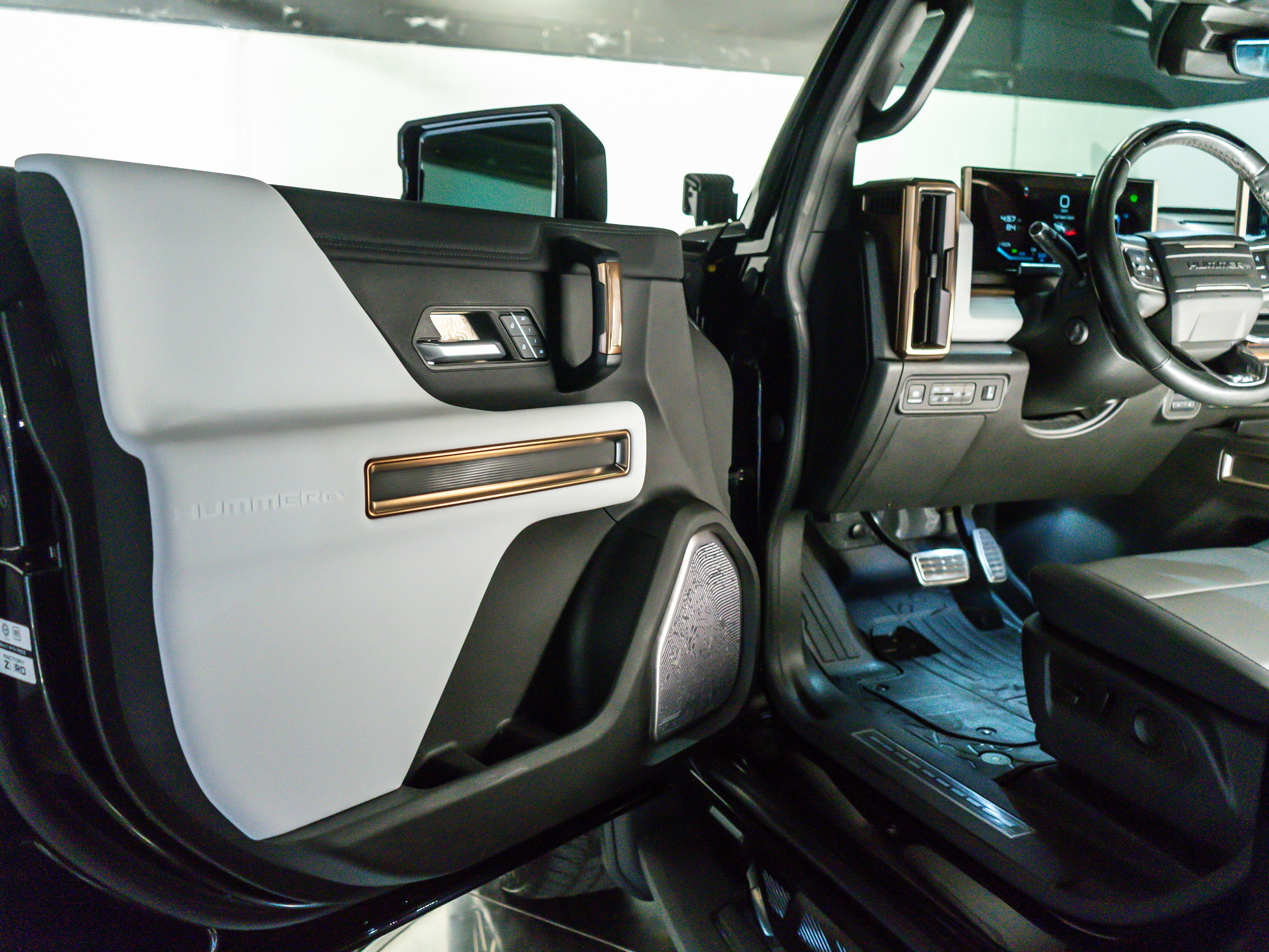 2025 GMC HUMMER EV Pickup e4WD 2X