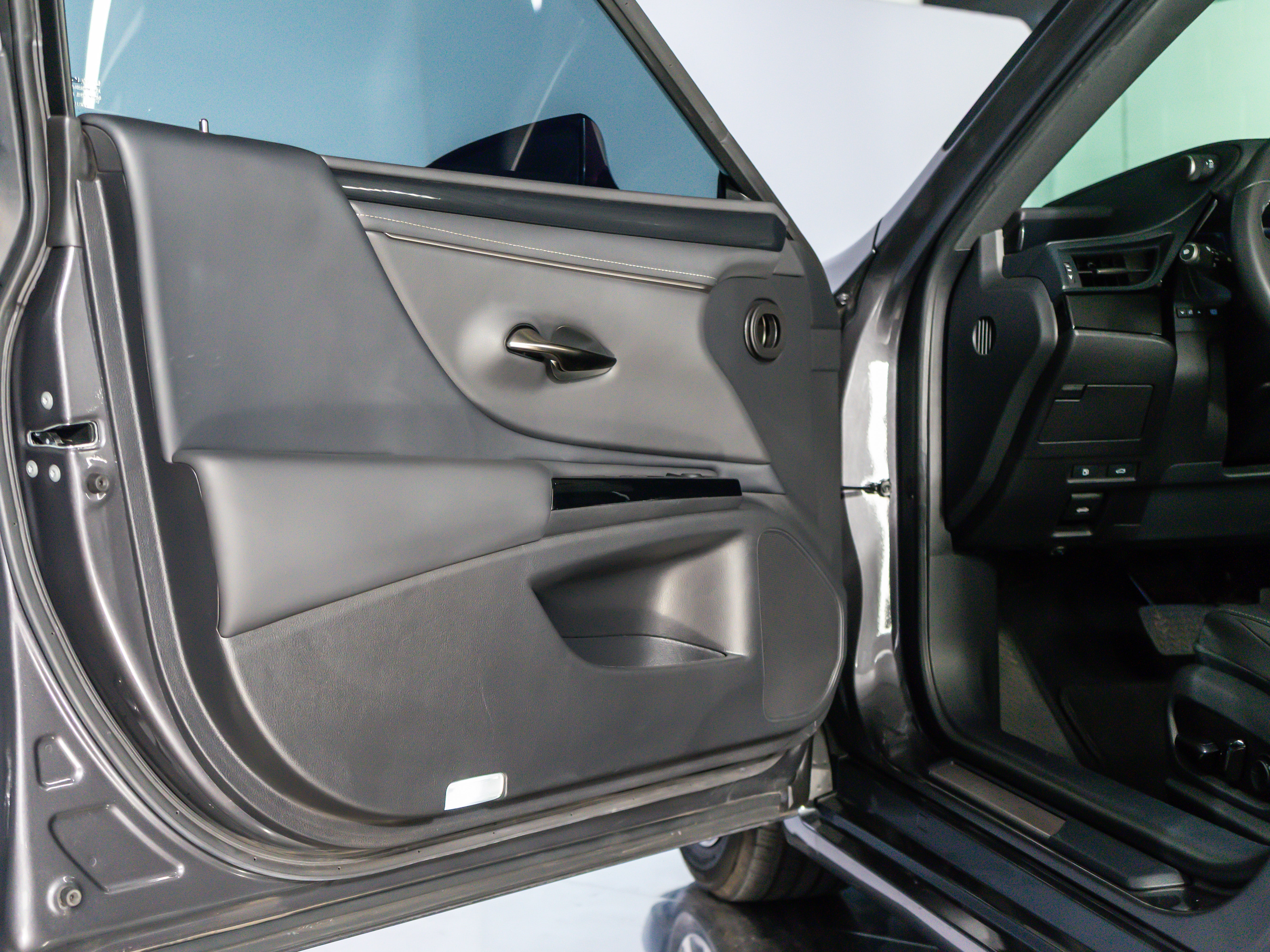 2024 Lexus ES 350 ES350