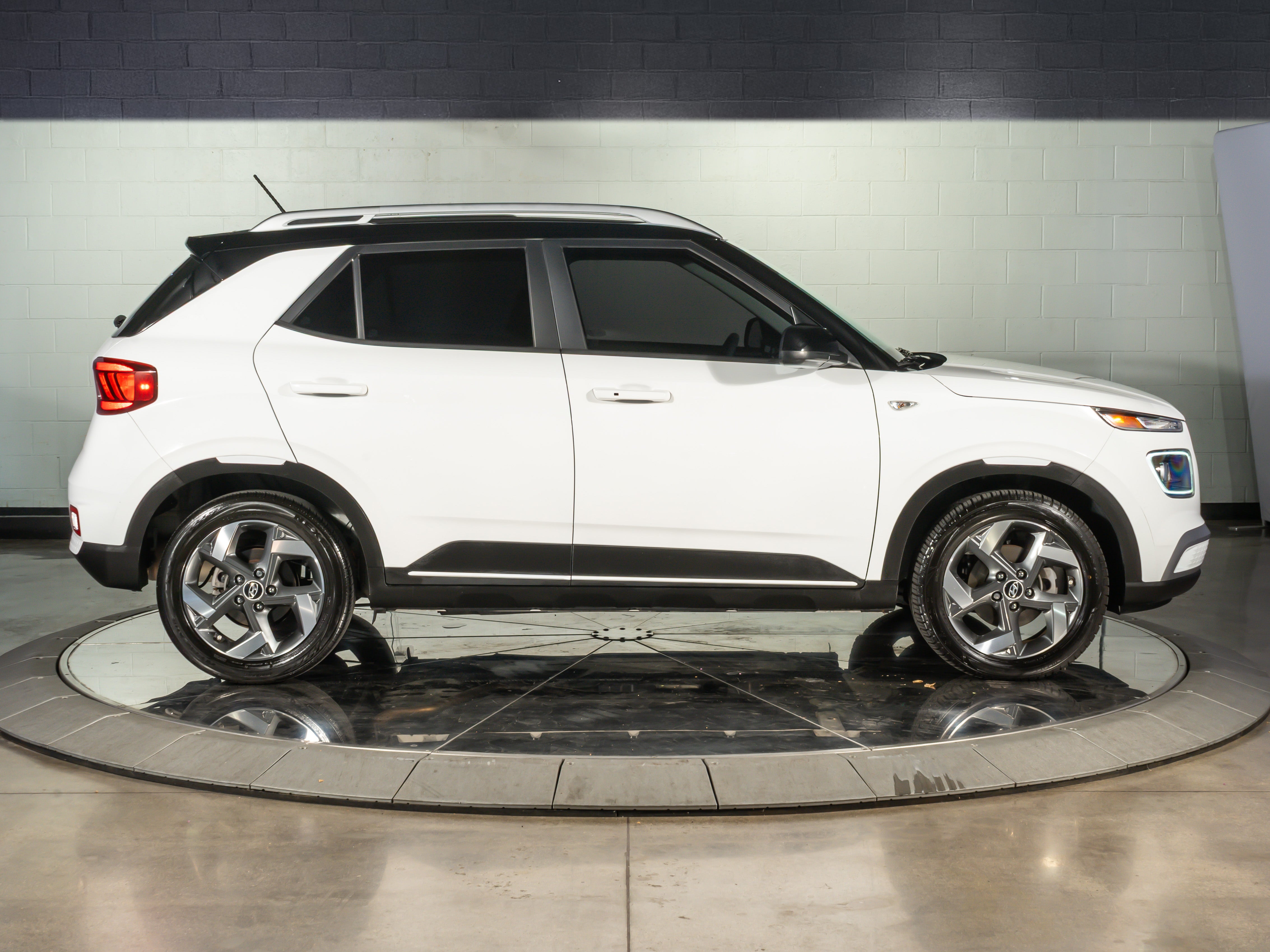 2023 Hyundai Venue Limited