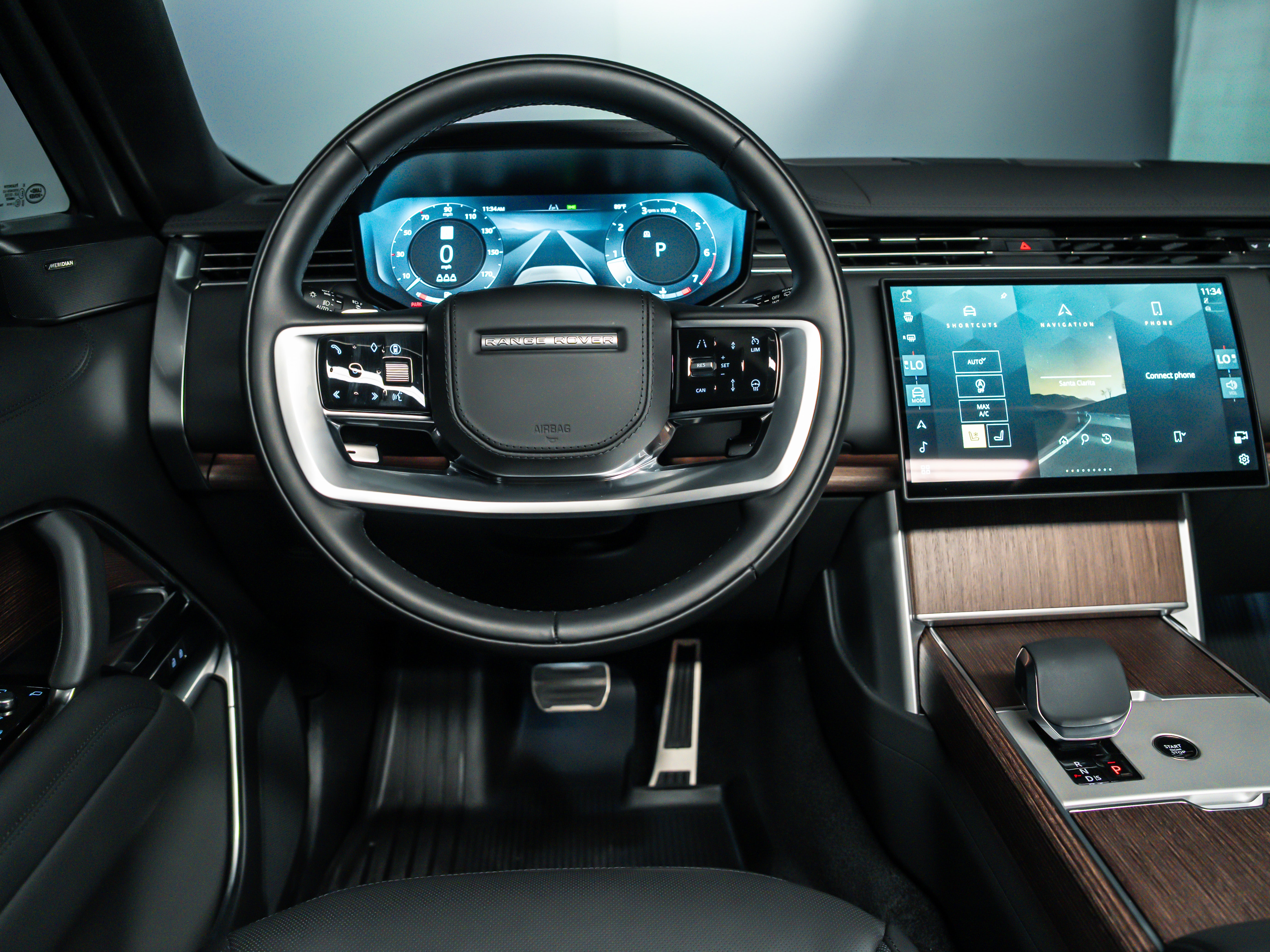 2026 Land Rover Range Rover P400 SE