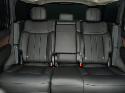 2026 Land Rover Range Rover P400 SE