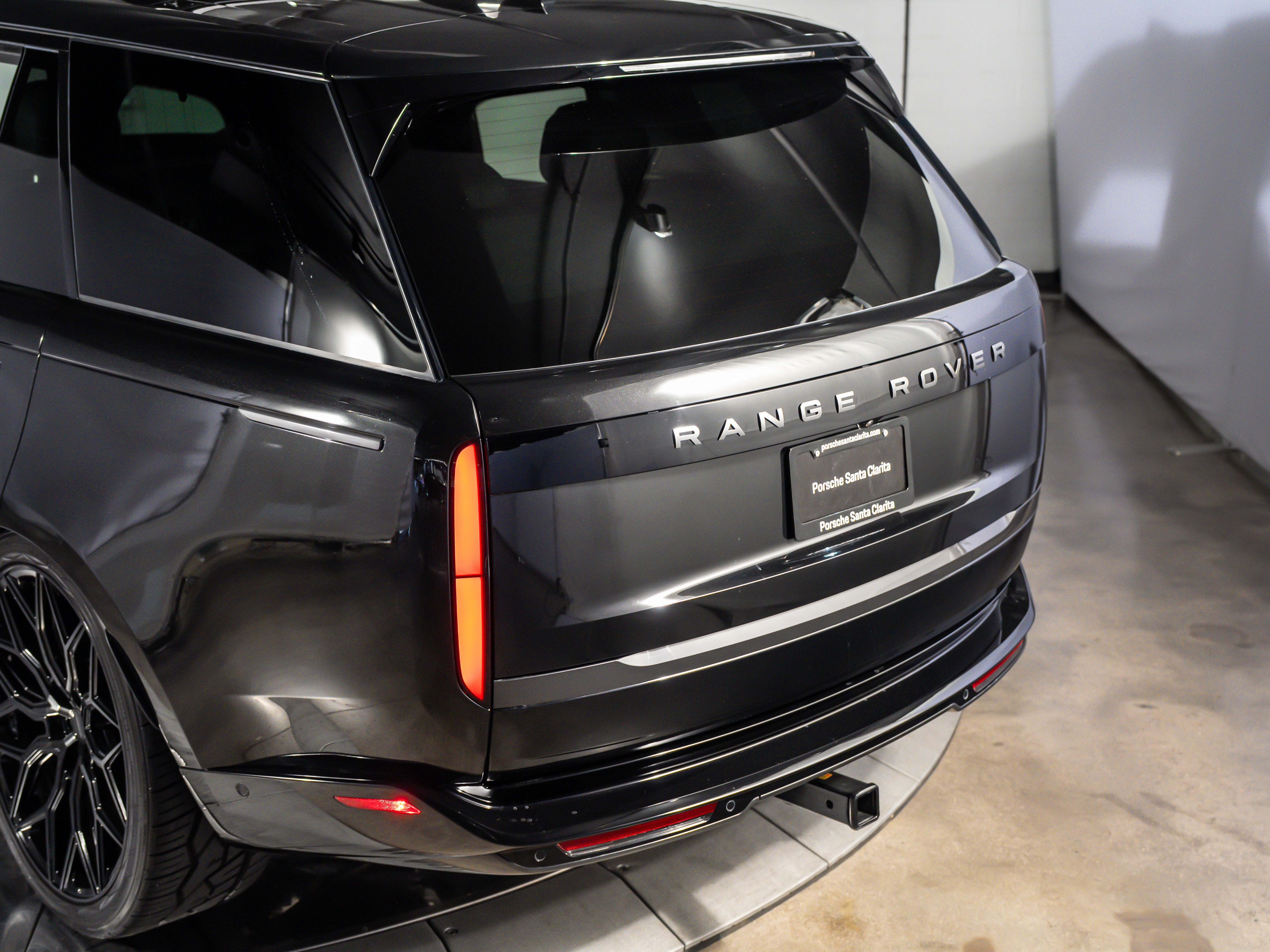 2026 Land Rover Range Rover P400 SE