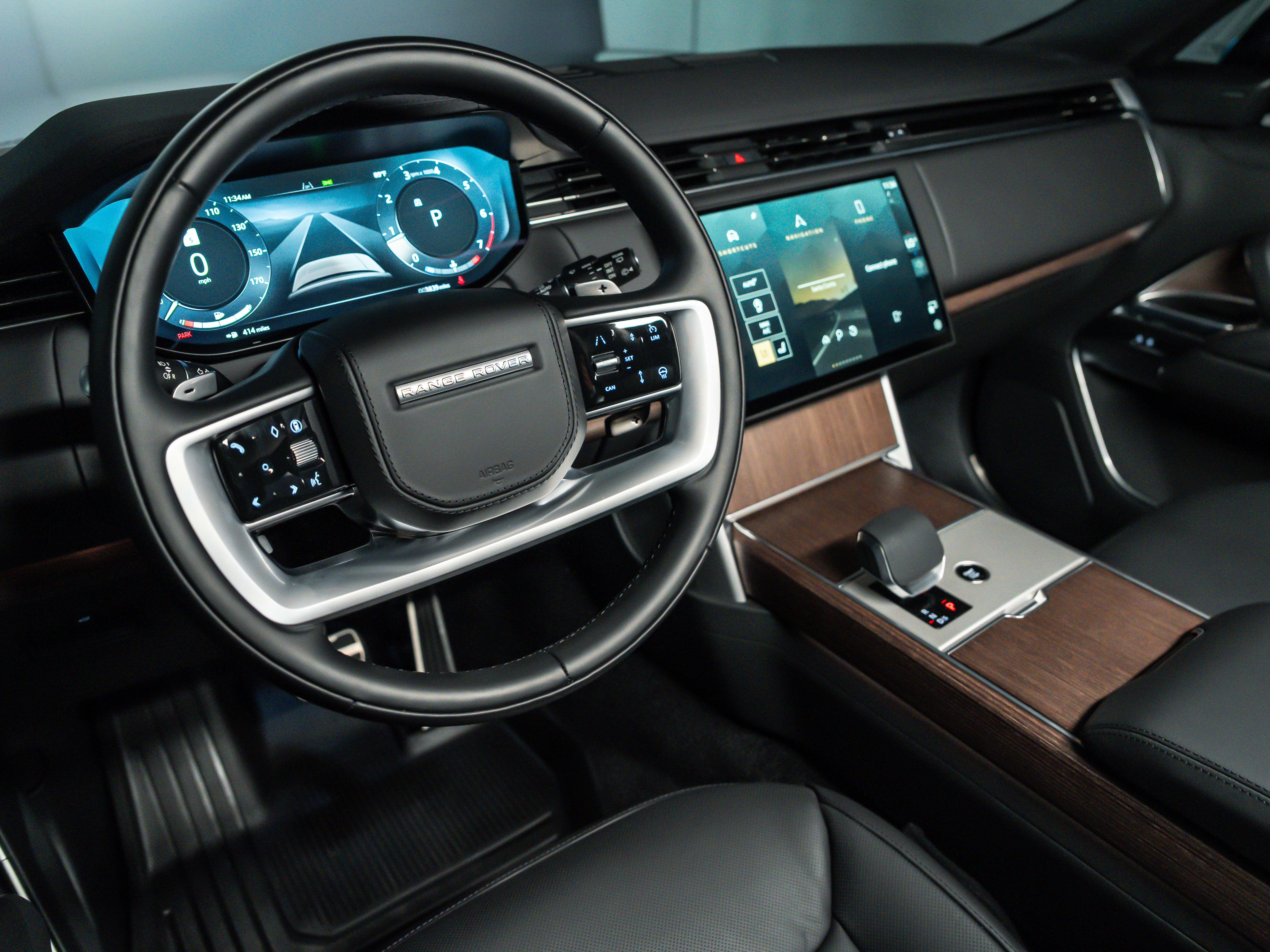 2026 Land Rover Range Rover P400 SE