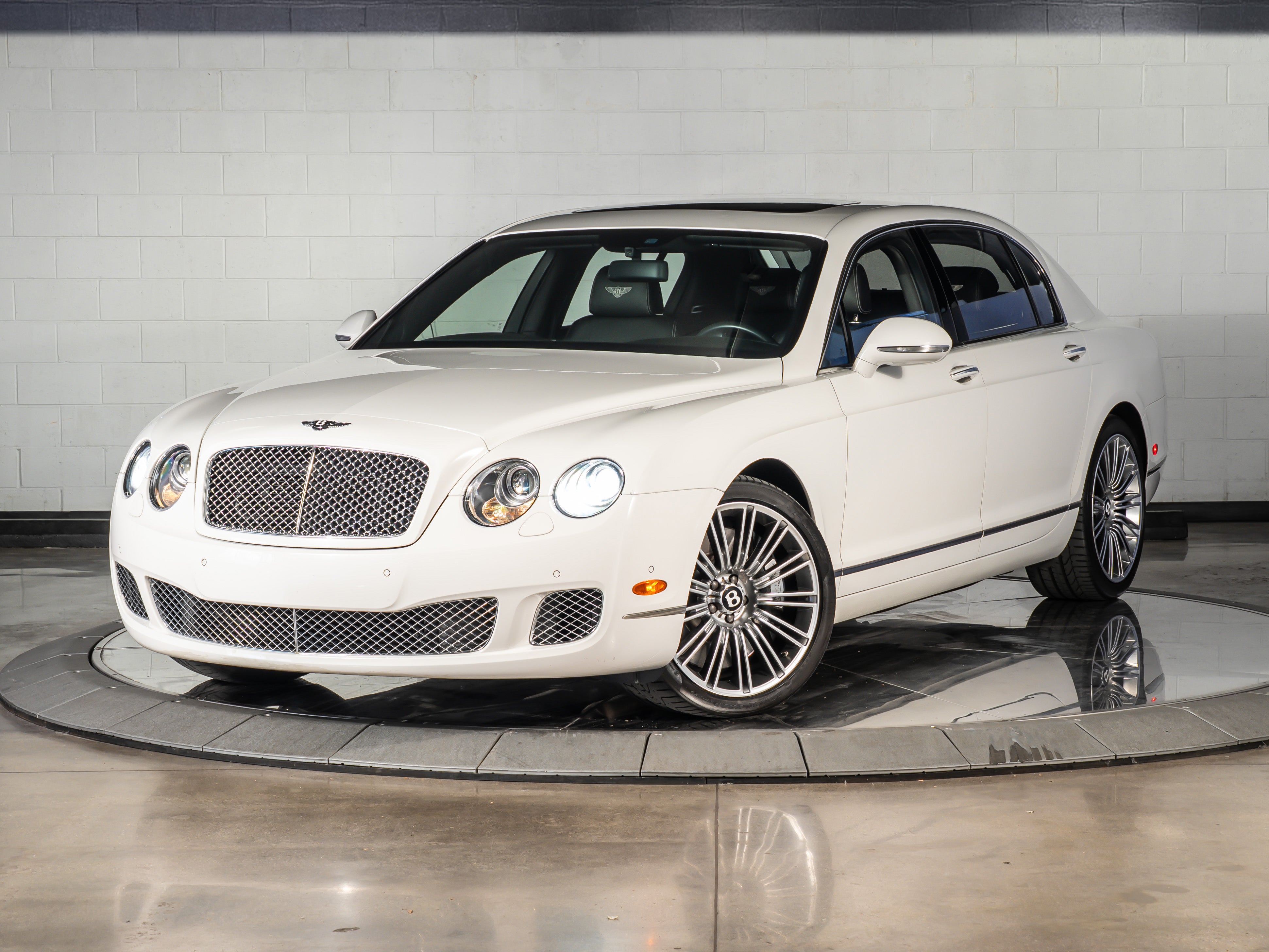 2013 Bentley Flying Spur Speed's photo