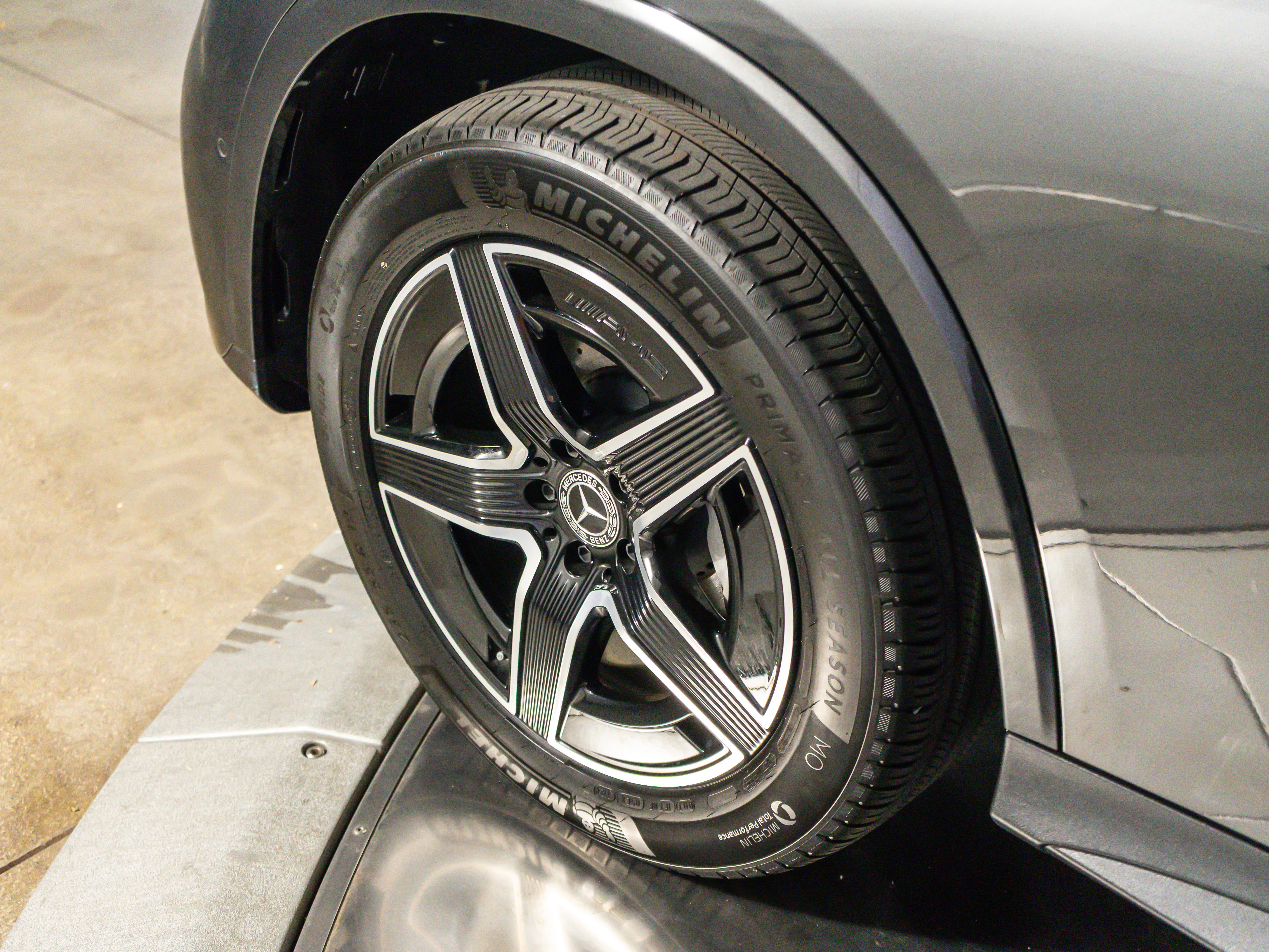 2025 Mercedes-Benz GLC 300 4MATIC® SUV