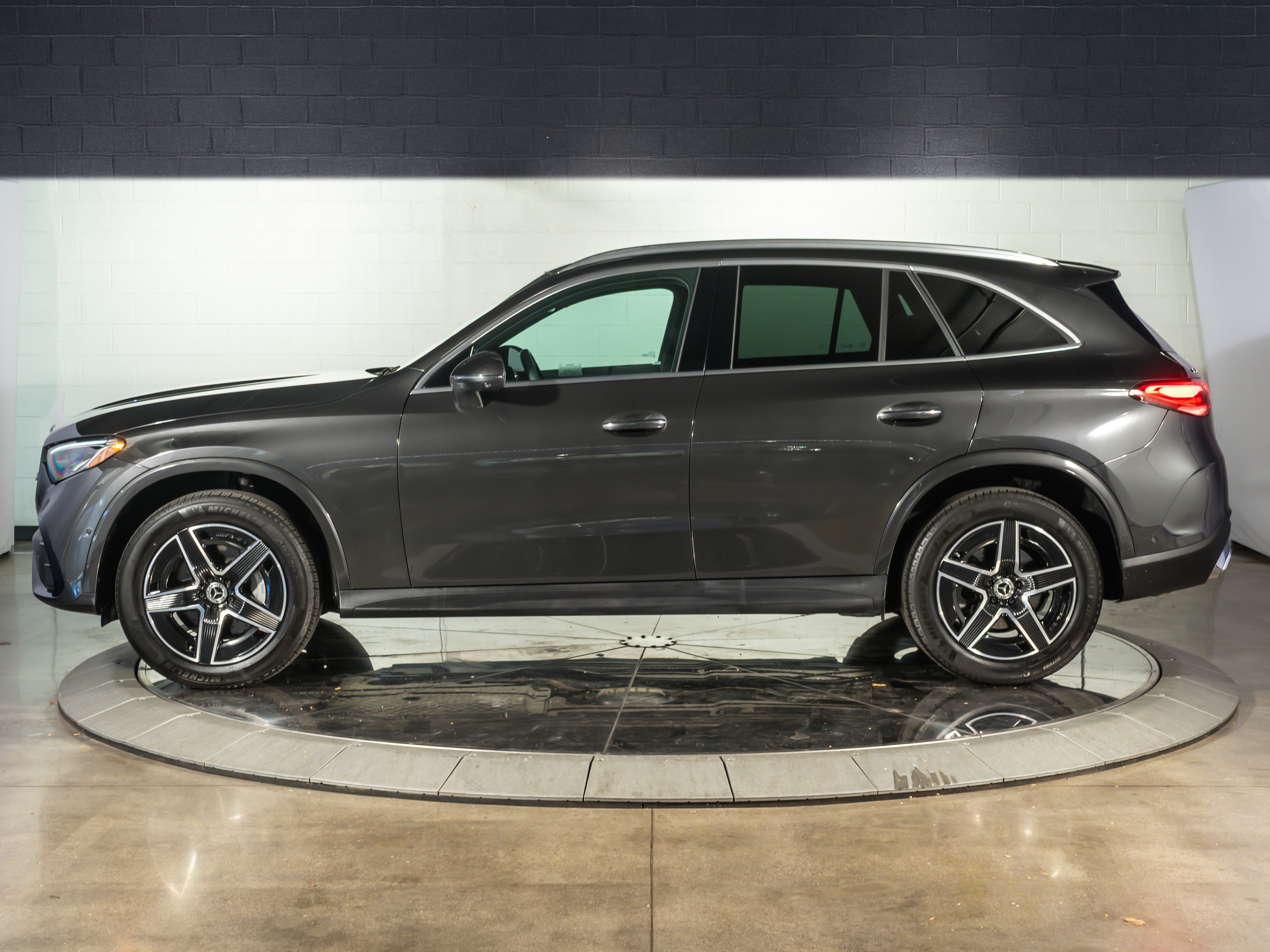 2025 Mercedes-Benz GLC 300 4MATIC® SUV