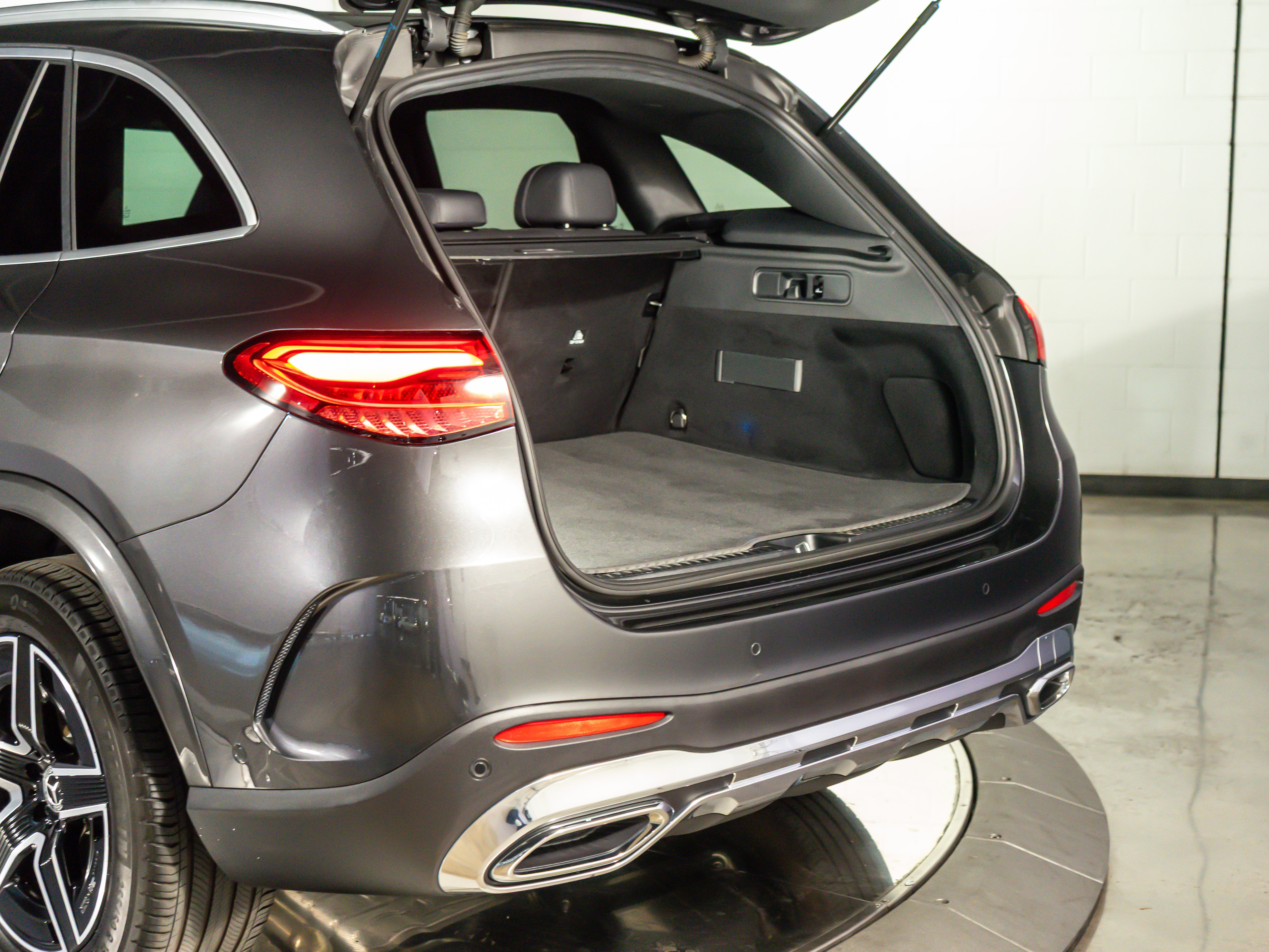 2025 Mercedes-Benz GLC 300 4MATIC® SUV