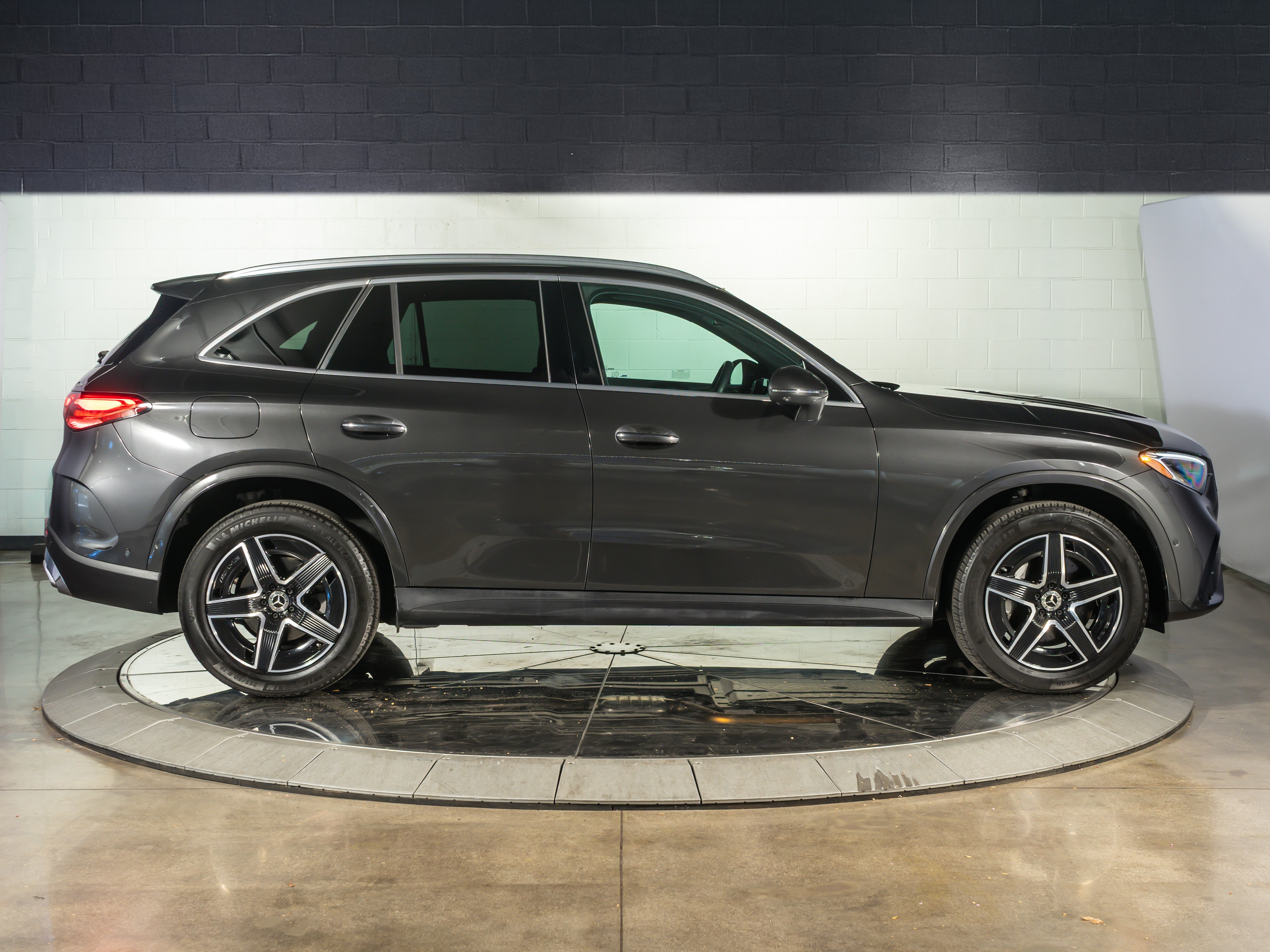 2025 Mercedes-Benz GLC 300 4MATIC® SUV
