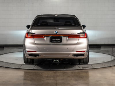 2021 BMW 740i 740i