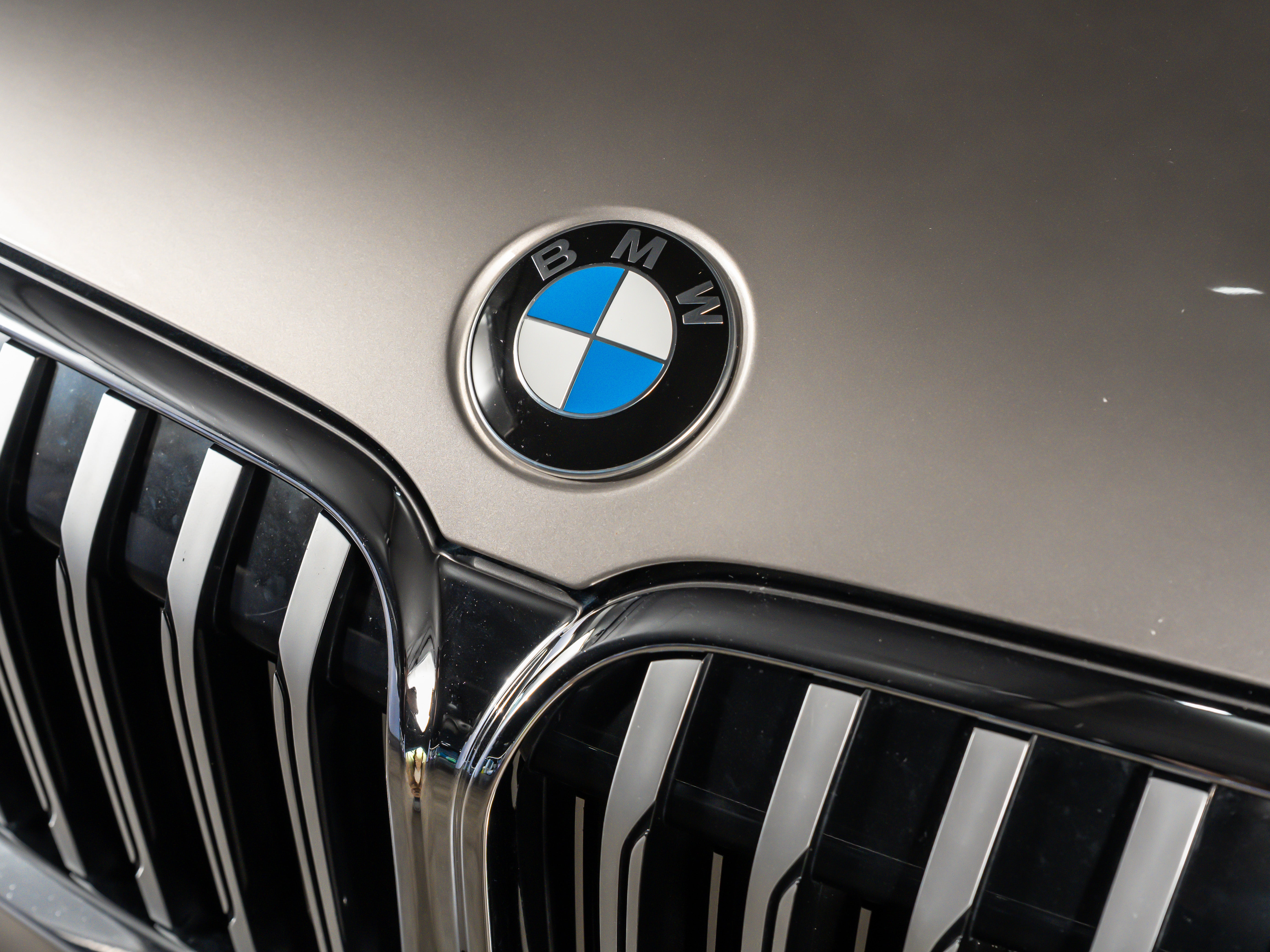 2021 BMW 740i 740i