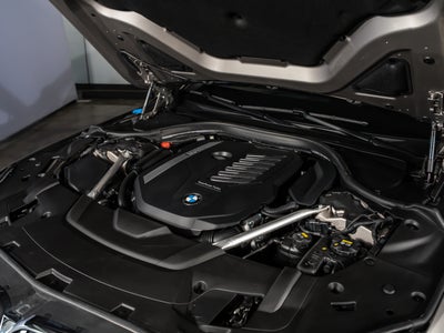 2021 BMW 740i 740i