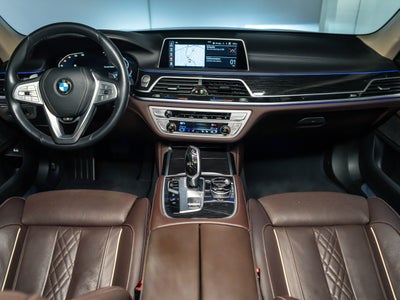 2021 BMW 740i 740i