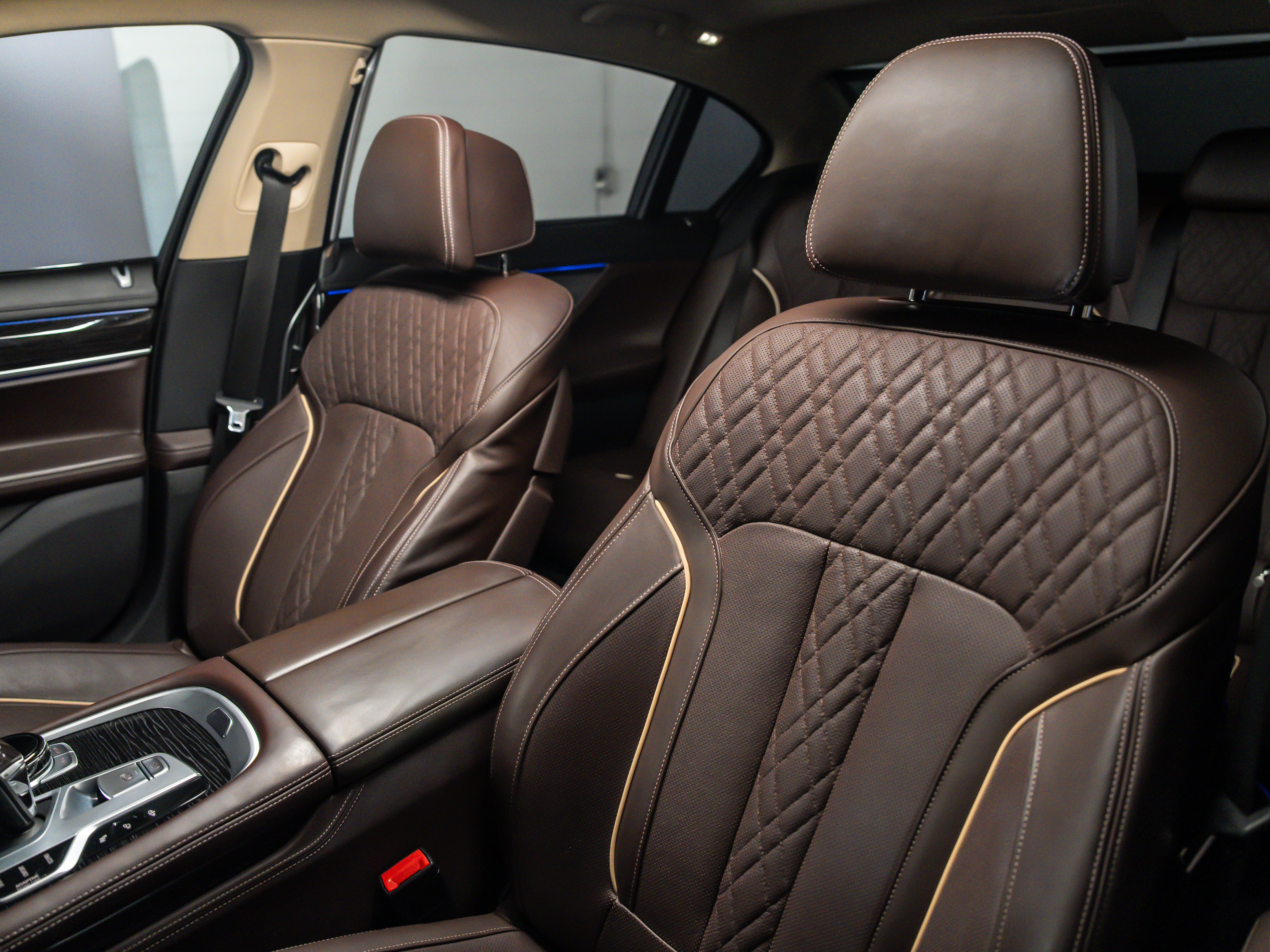 2021 BMW 740i 740i