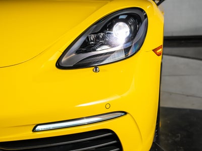 2023 Porsche 718 Cayman Base