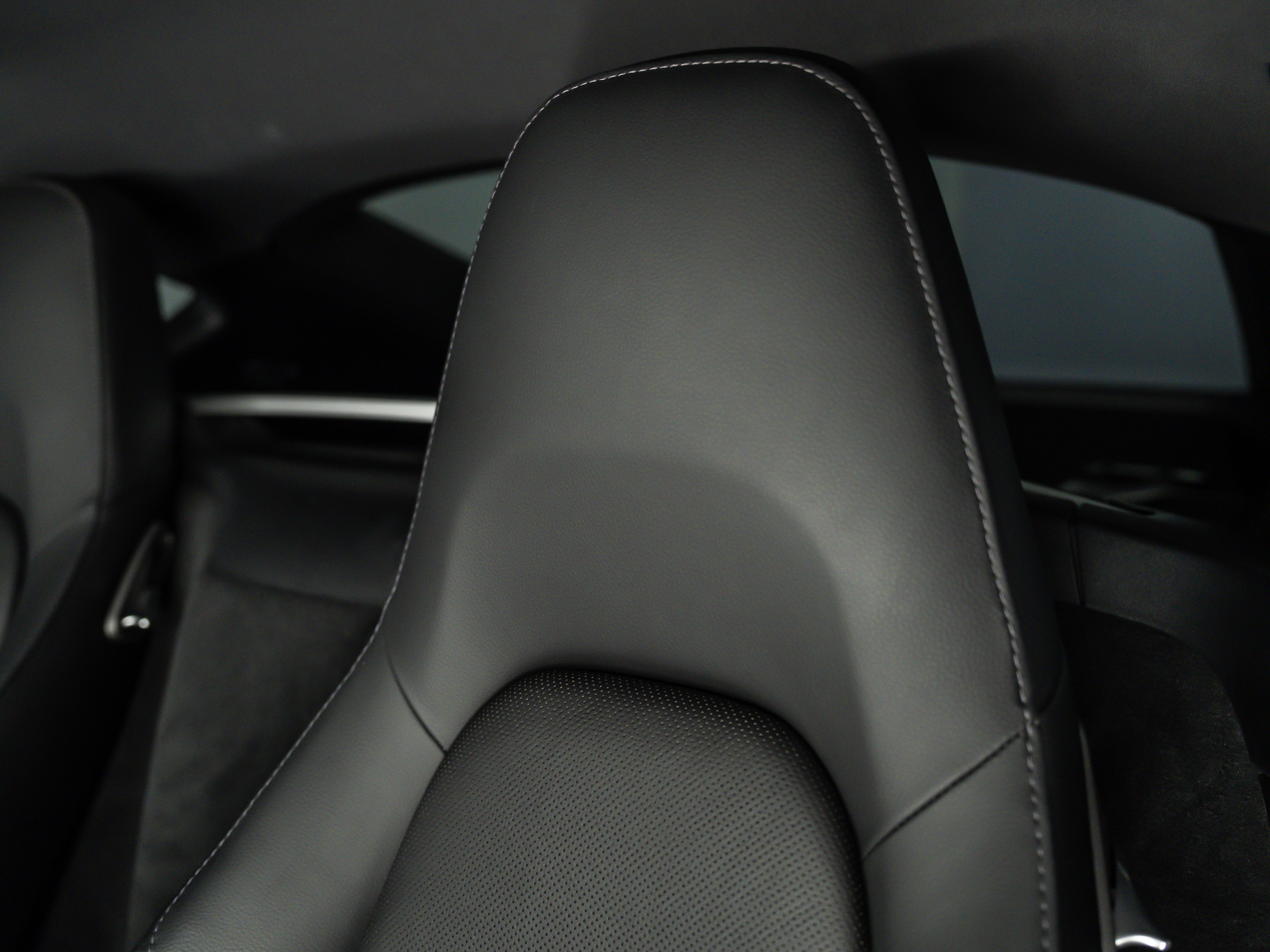 2023 Porsche 718 Cayman Base