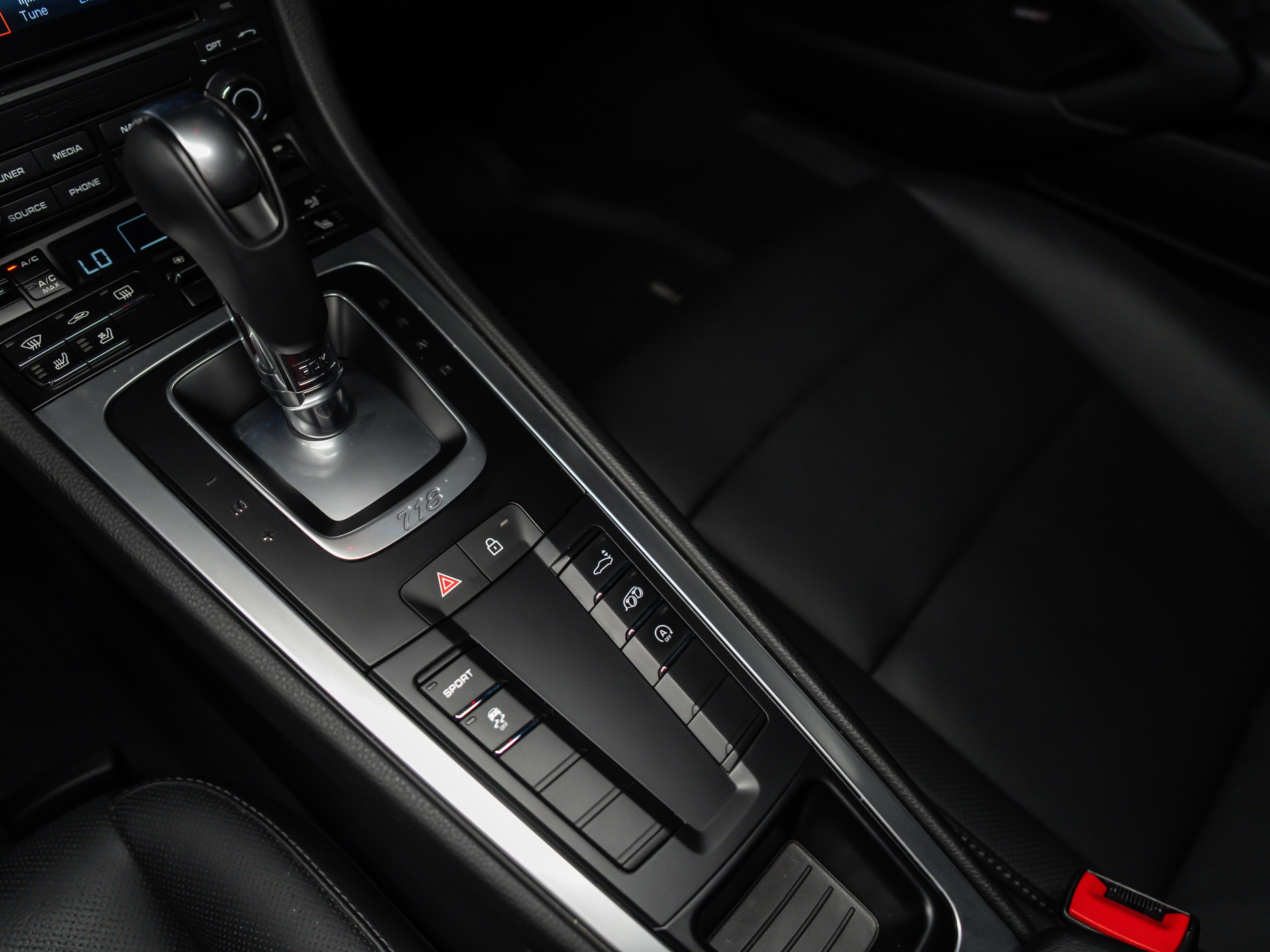 2023 Porsche 718 Cayman Base