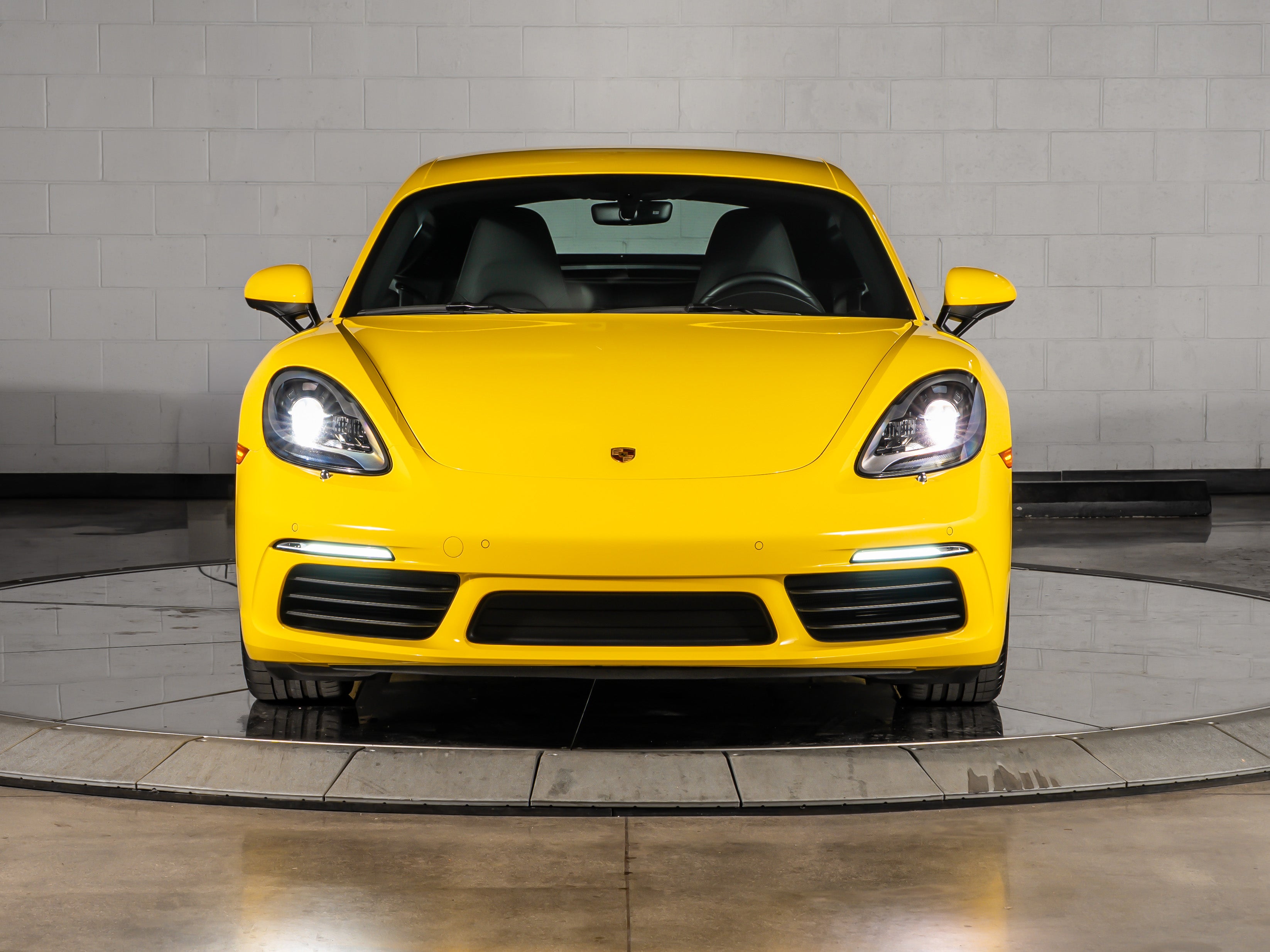2023 Porsche 718 Cayman Base
