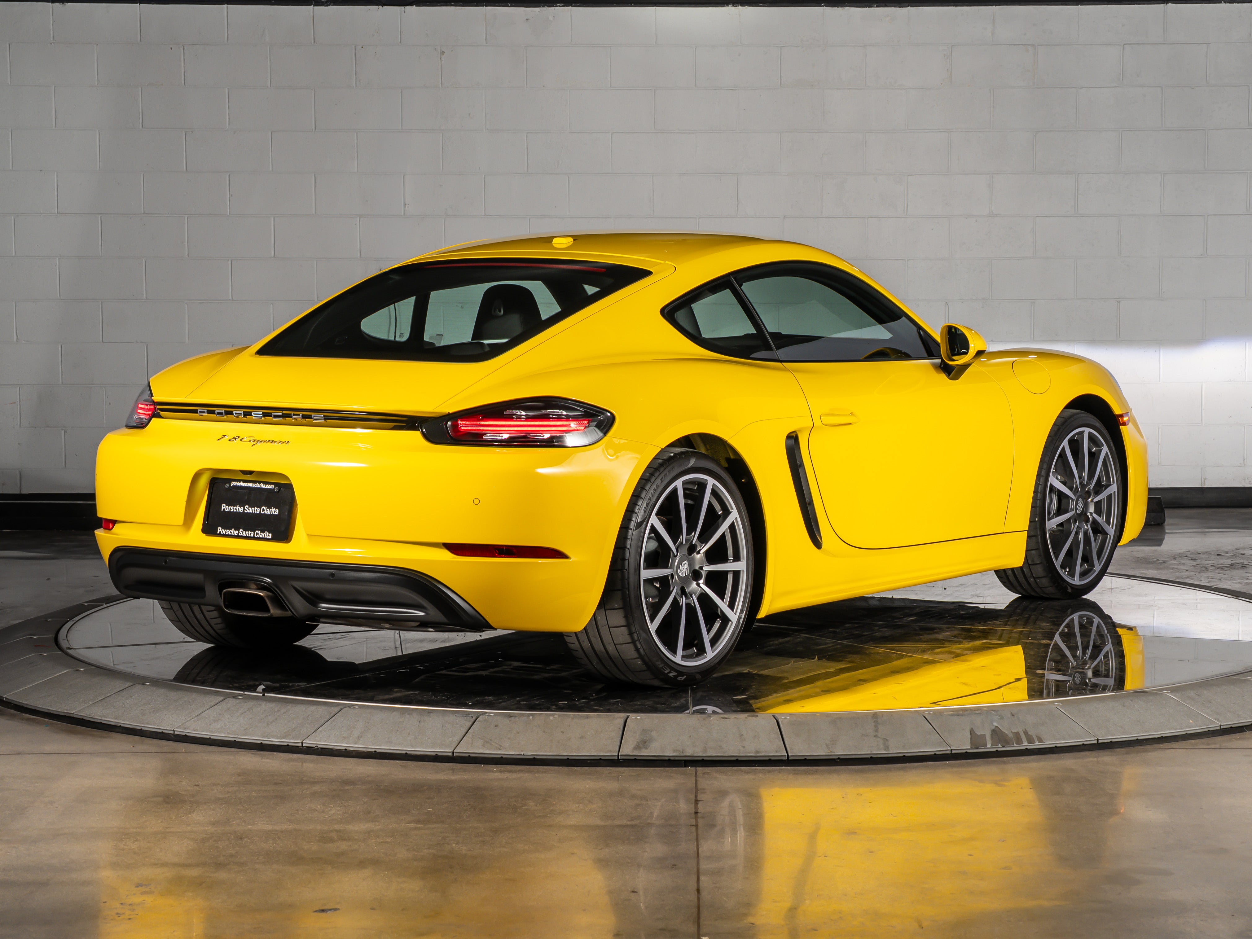 2023 Porsche 718 Cayman Base