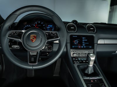 2025 Porsche 718 Cayman Base