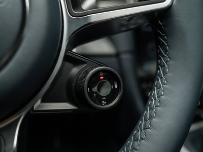 2025 Porsche 718 Cayman Base