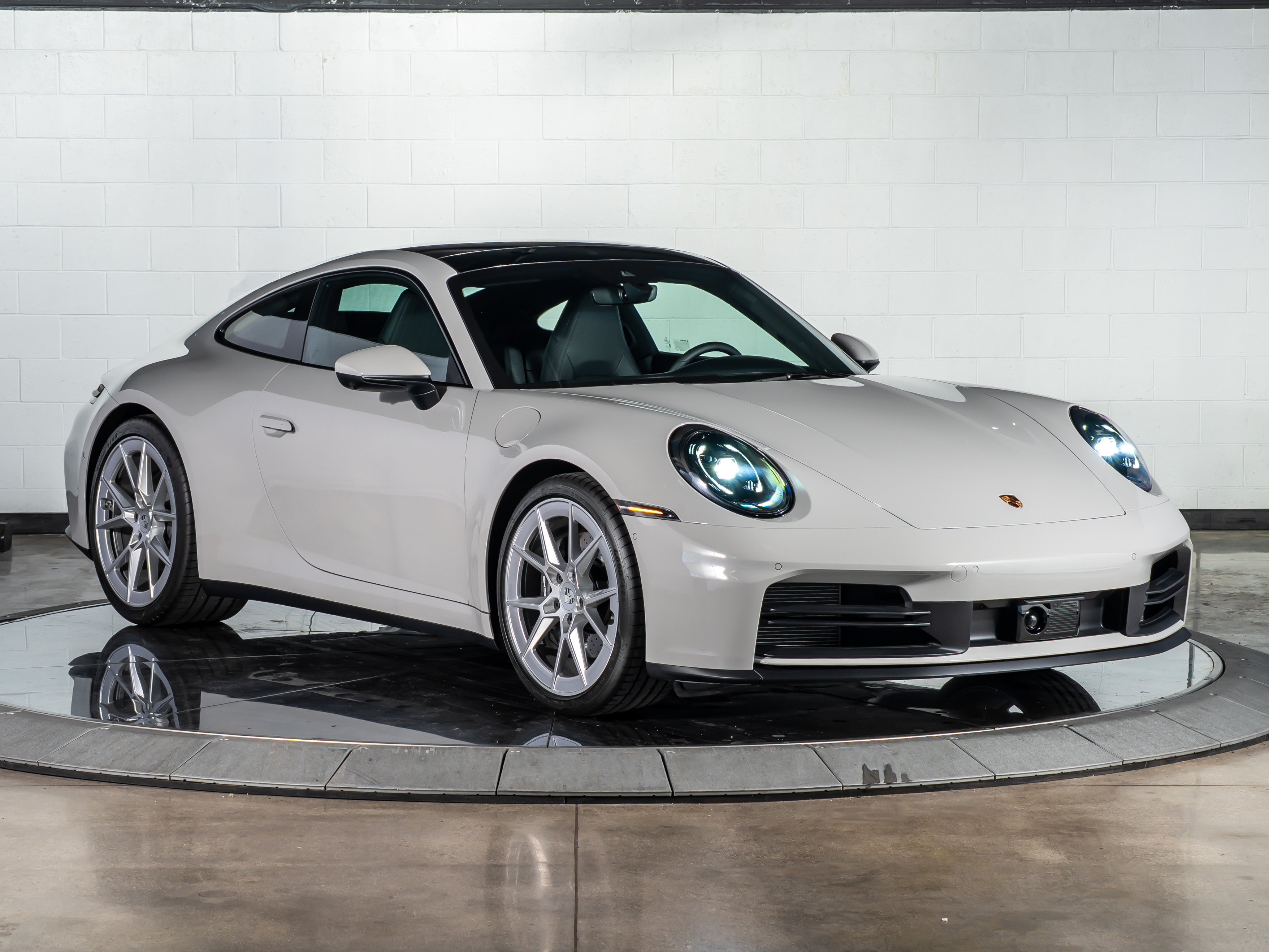 2026 Porsche 911 Carrera