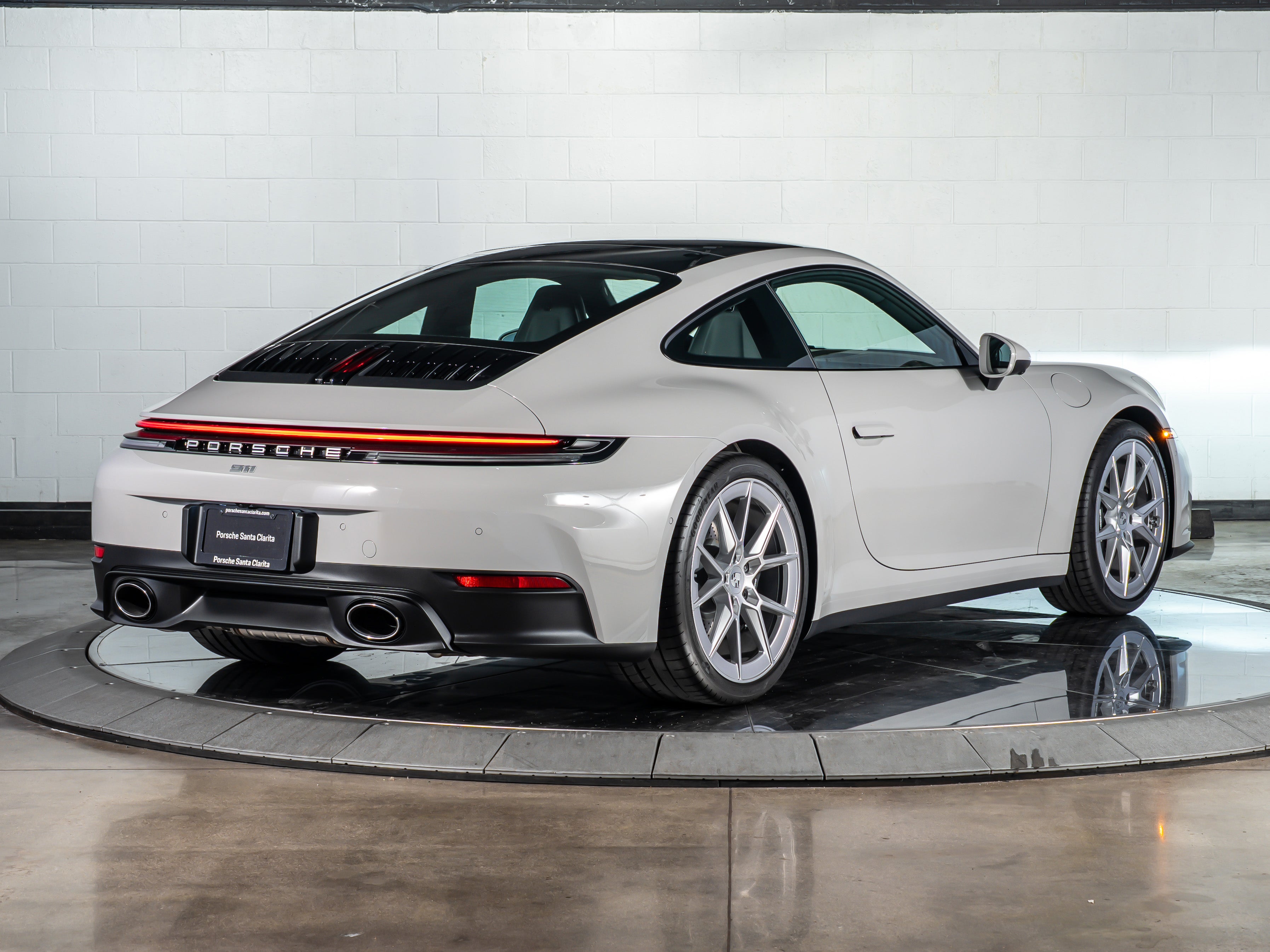 2026 Porsche 911 Carrera