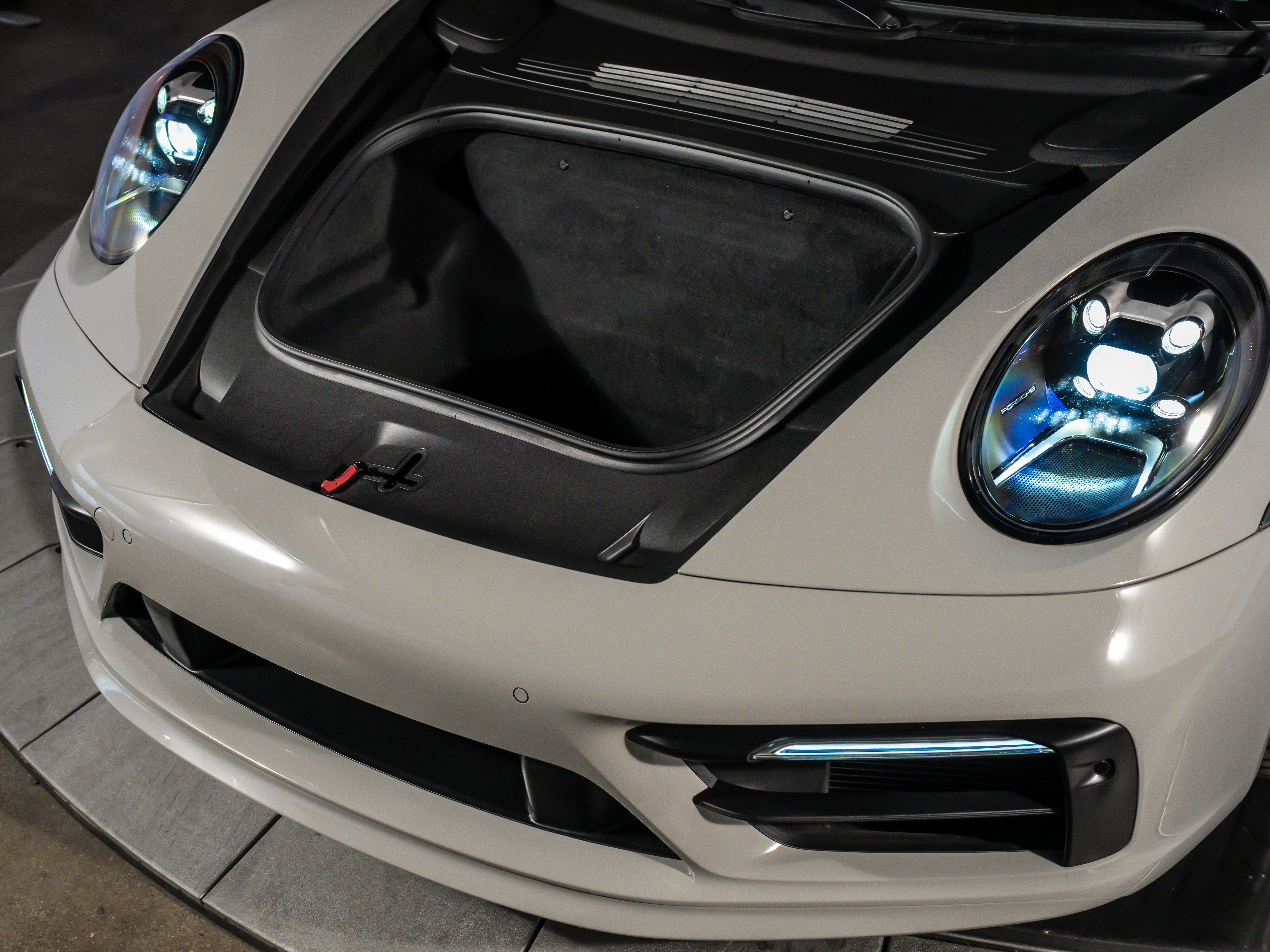 2024 Porsche 911 Carrera