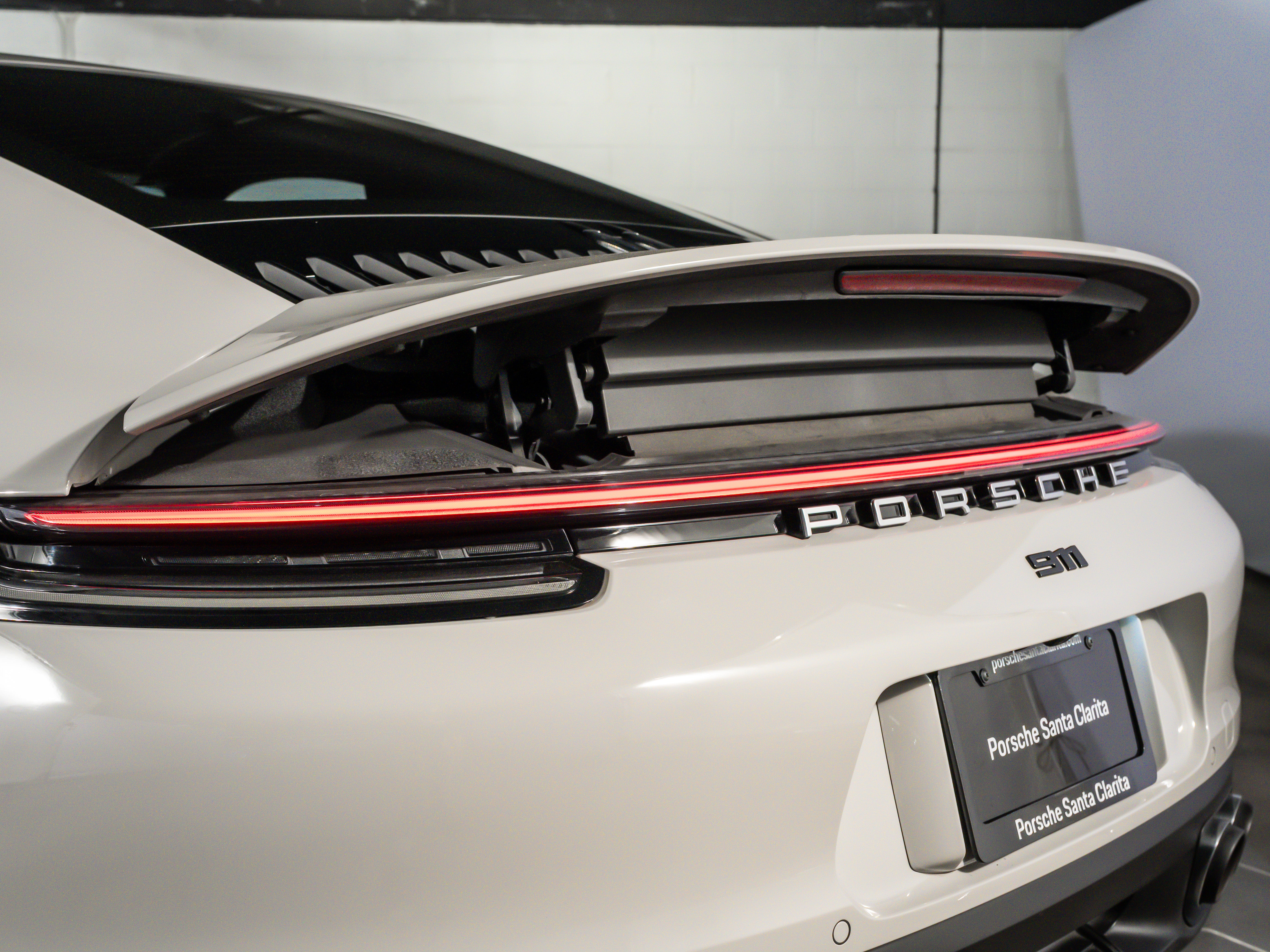 2024 Porsche 911 Carrera