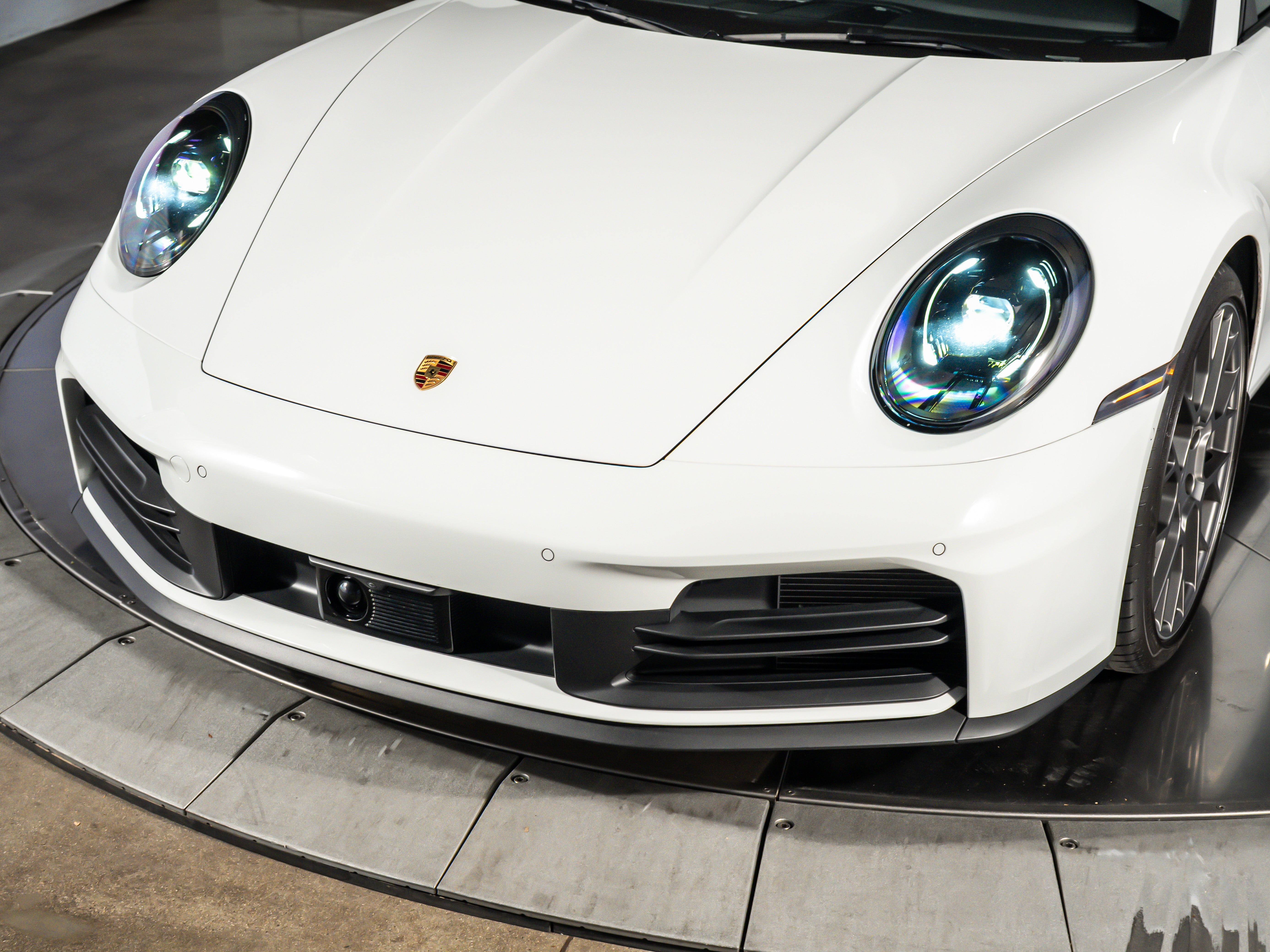 2025 Porsche 911 Carrera