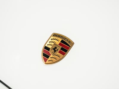 2025 Porsche 911 Carrera