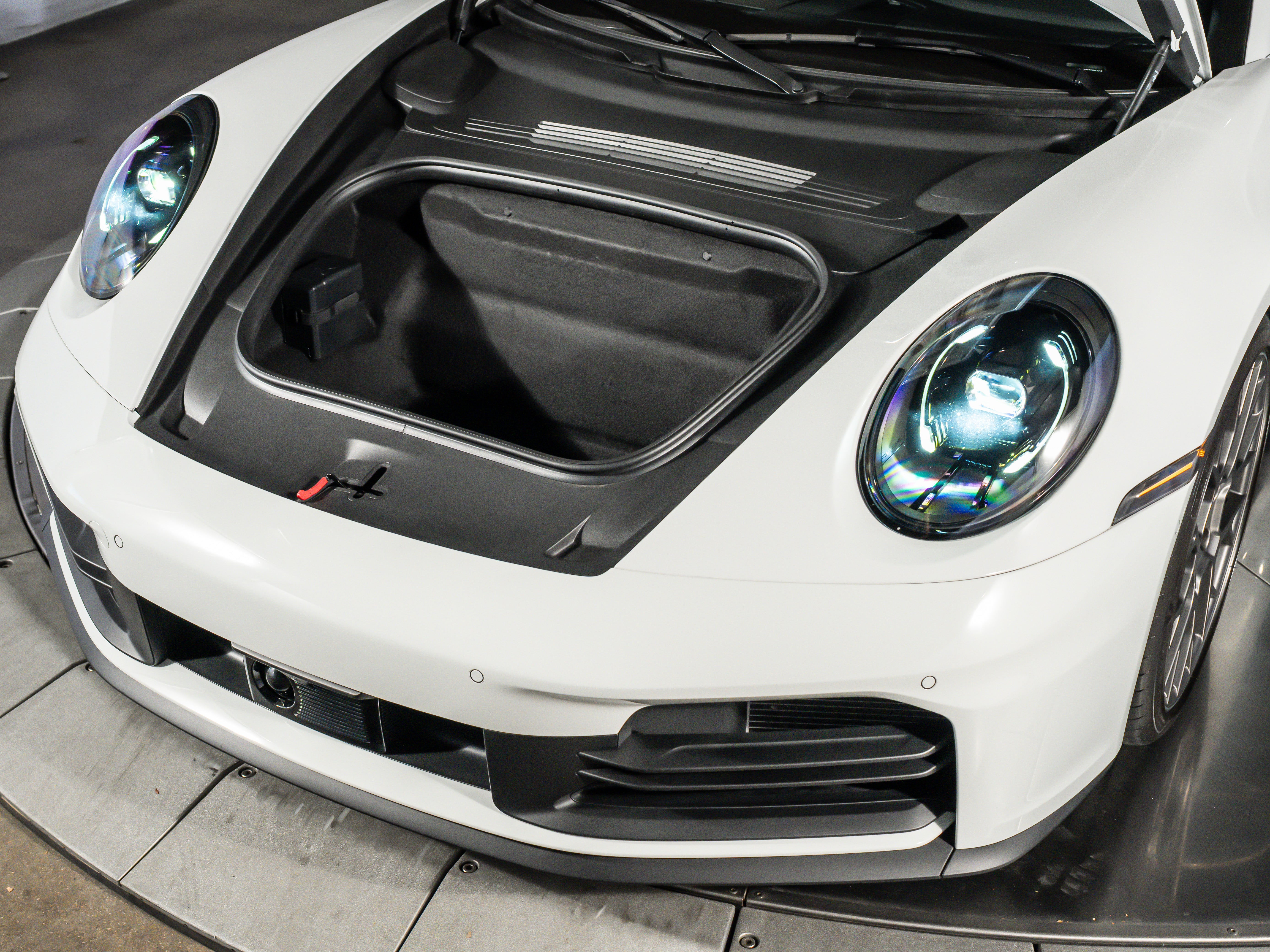 2025 Porsche 911 Carrera