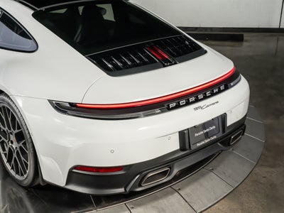2025 Porsche 911 Carrera
