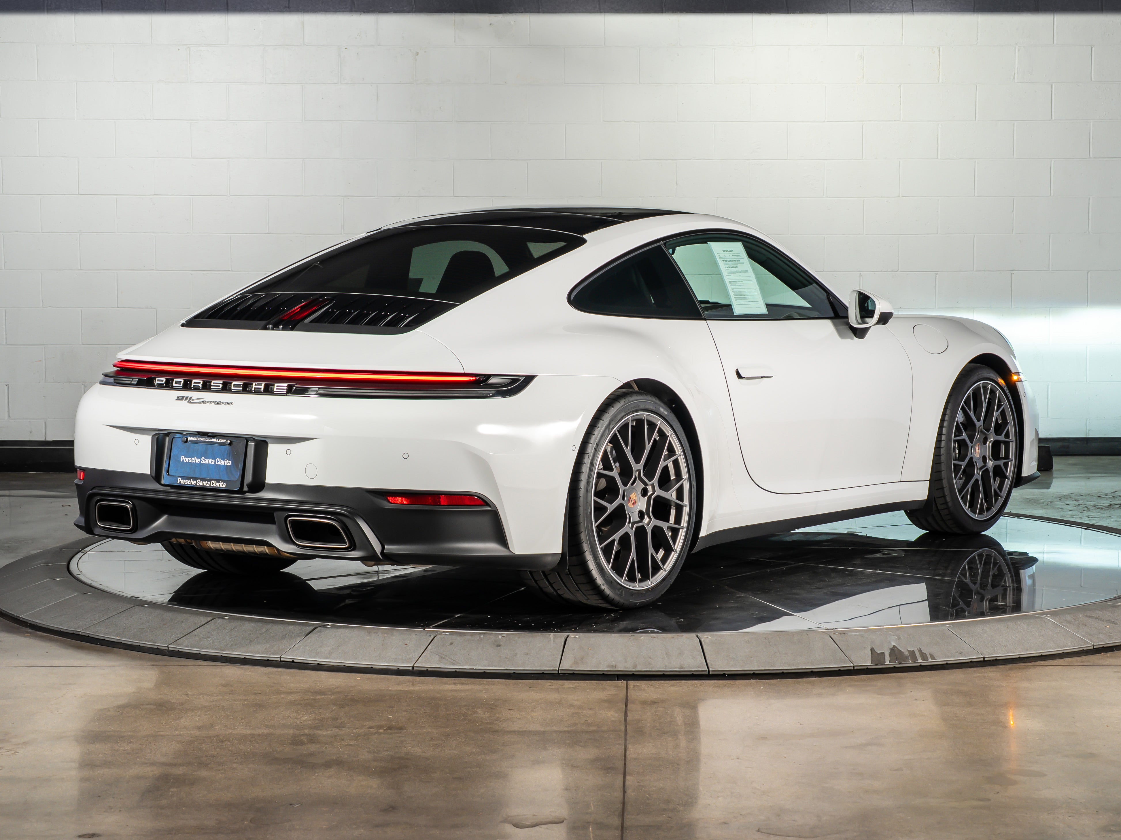 2025 Porsche 911 Carrera