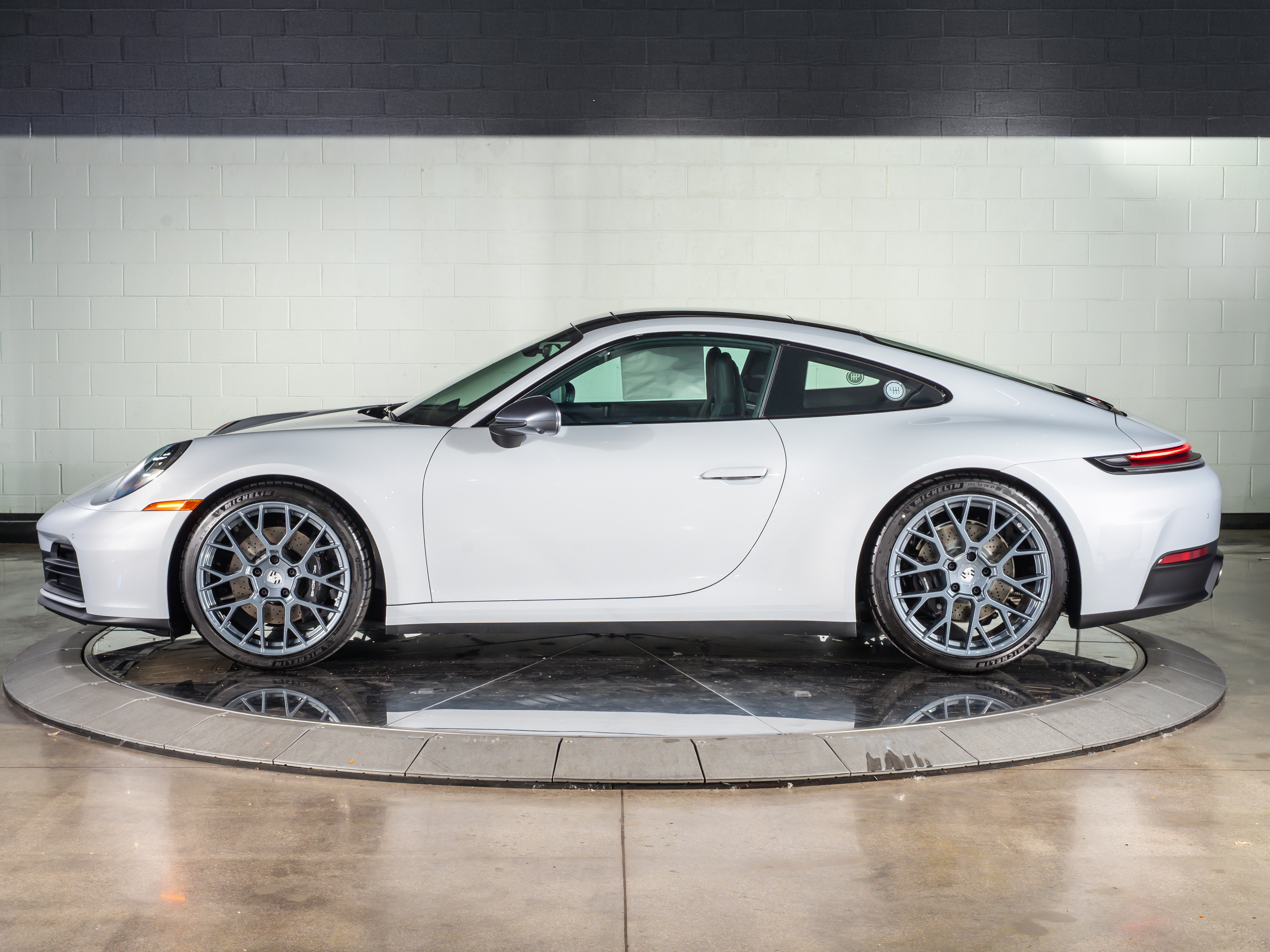 2026 Porsche 911 Carrera T