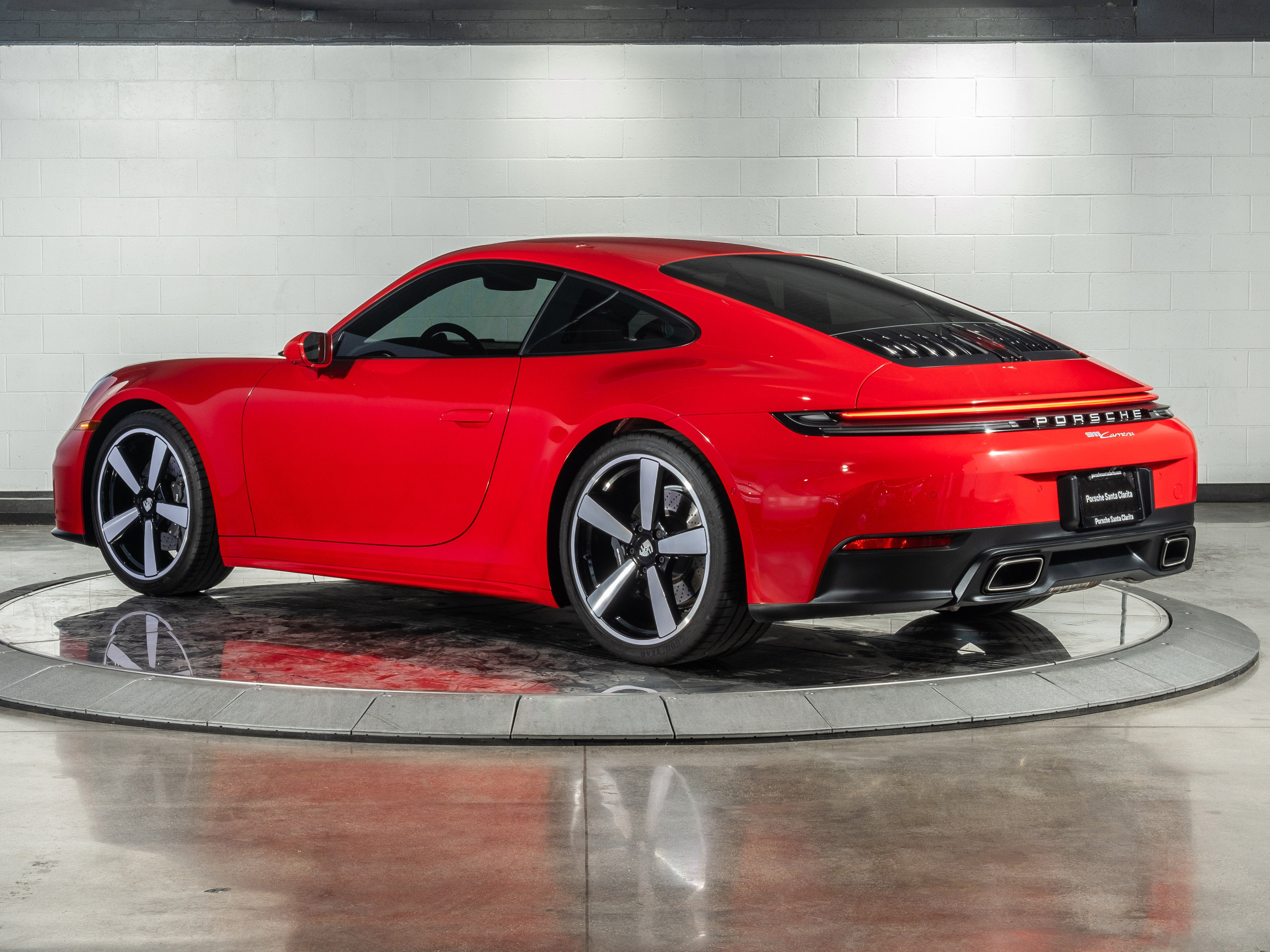 2025 Porsche 911 Carrera