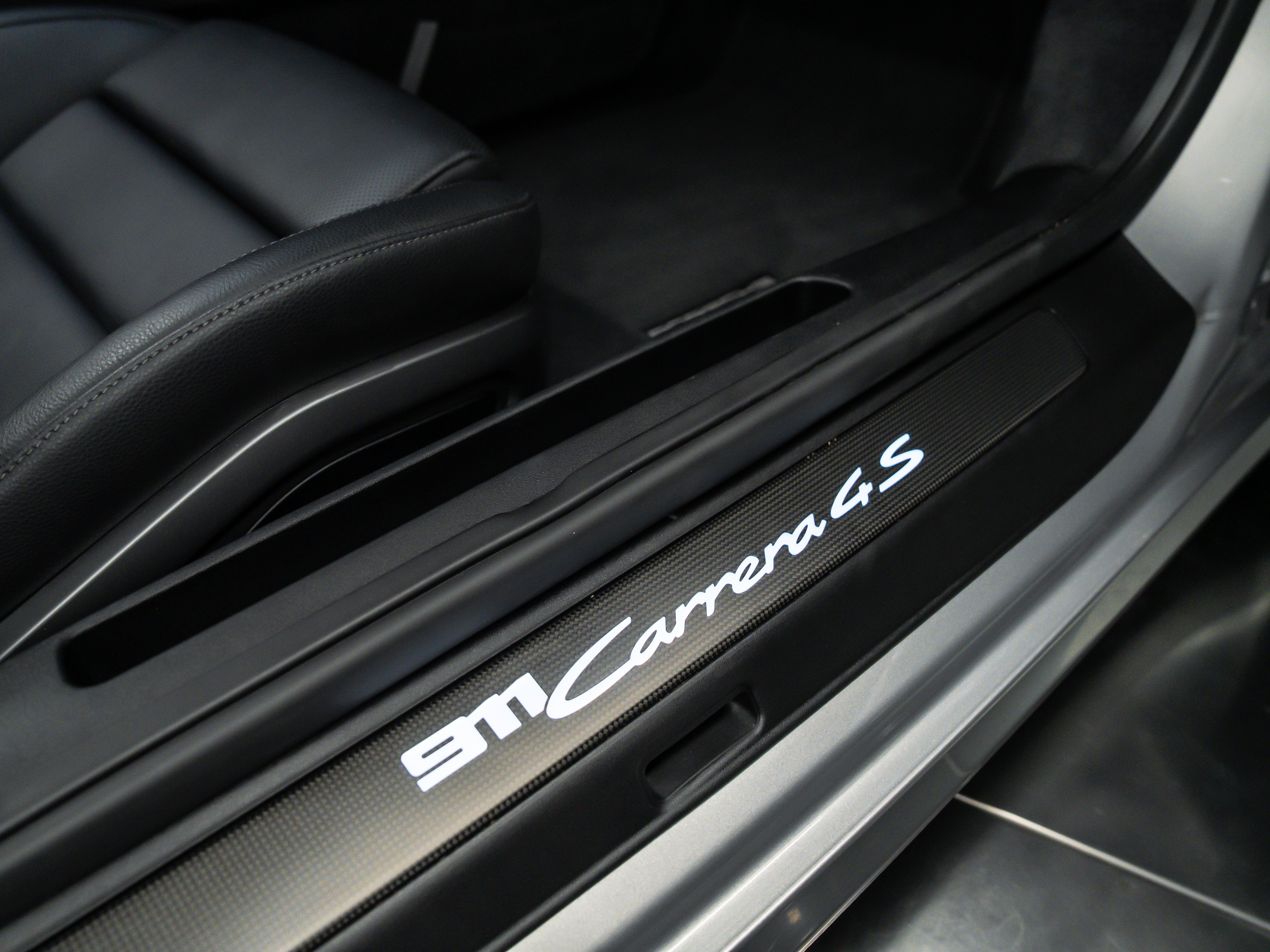 2021 Porsche 911 Carrera 4