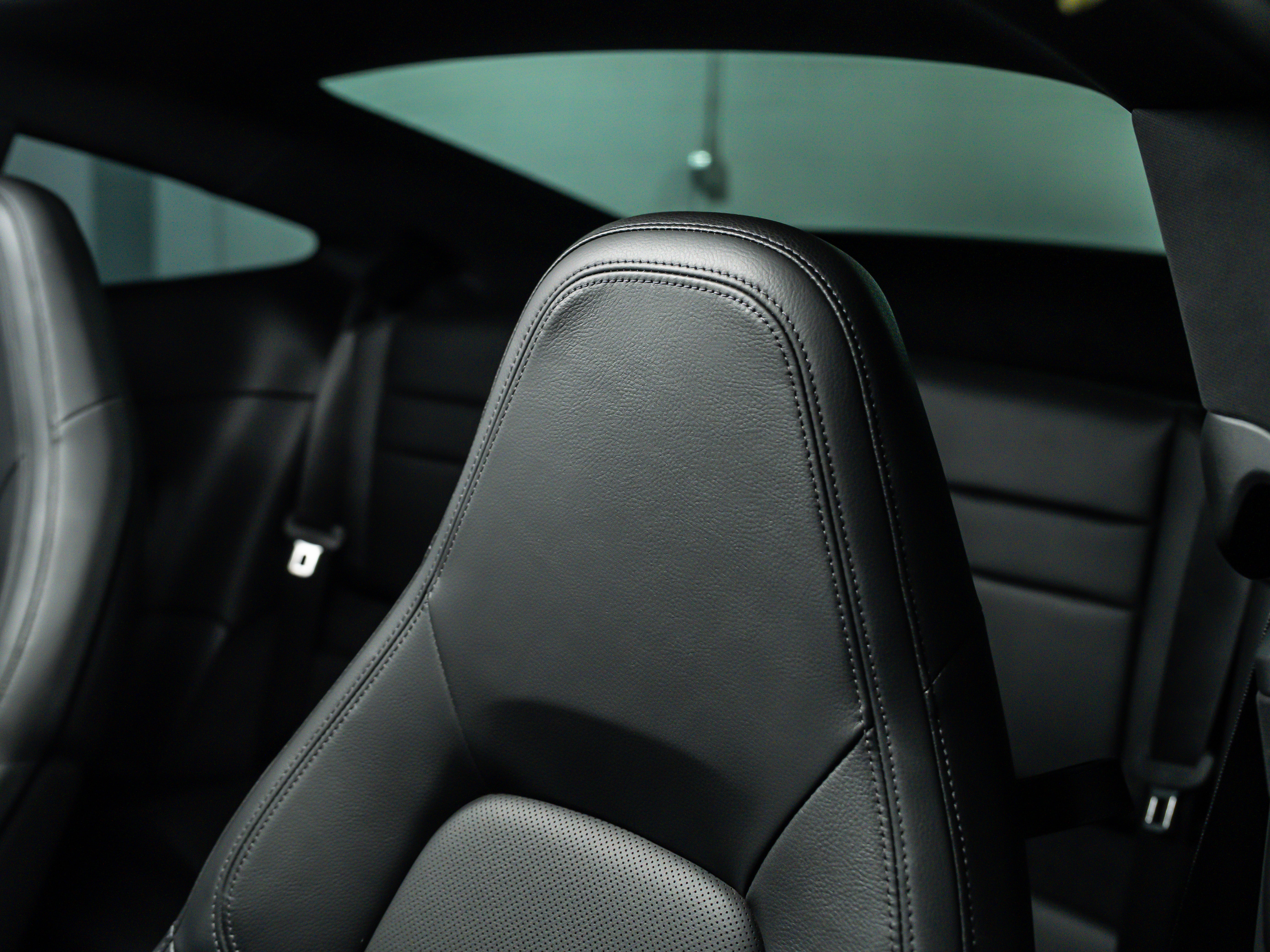 2021 Porsche 911 Carrera 4