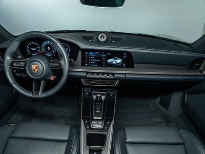 2025 Porsche 911 Carrera