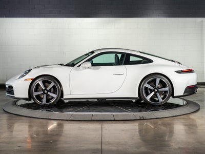 2025 Porsche 911 Carrera