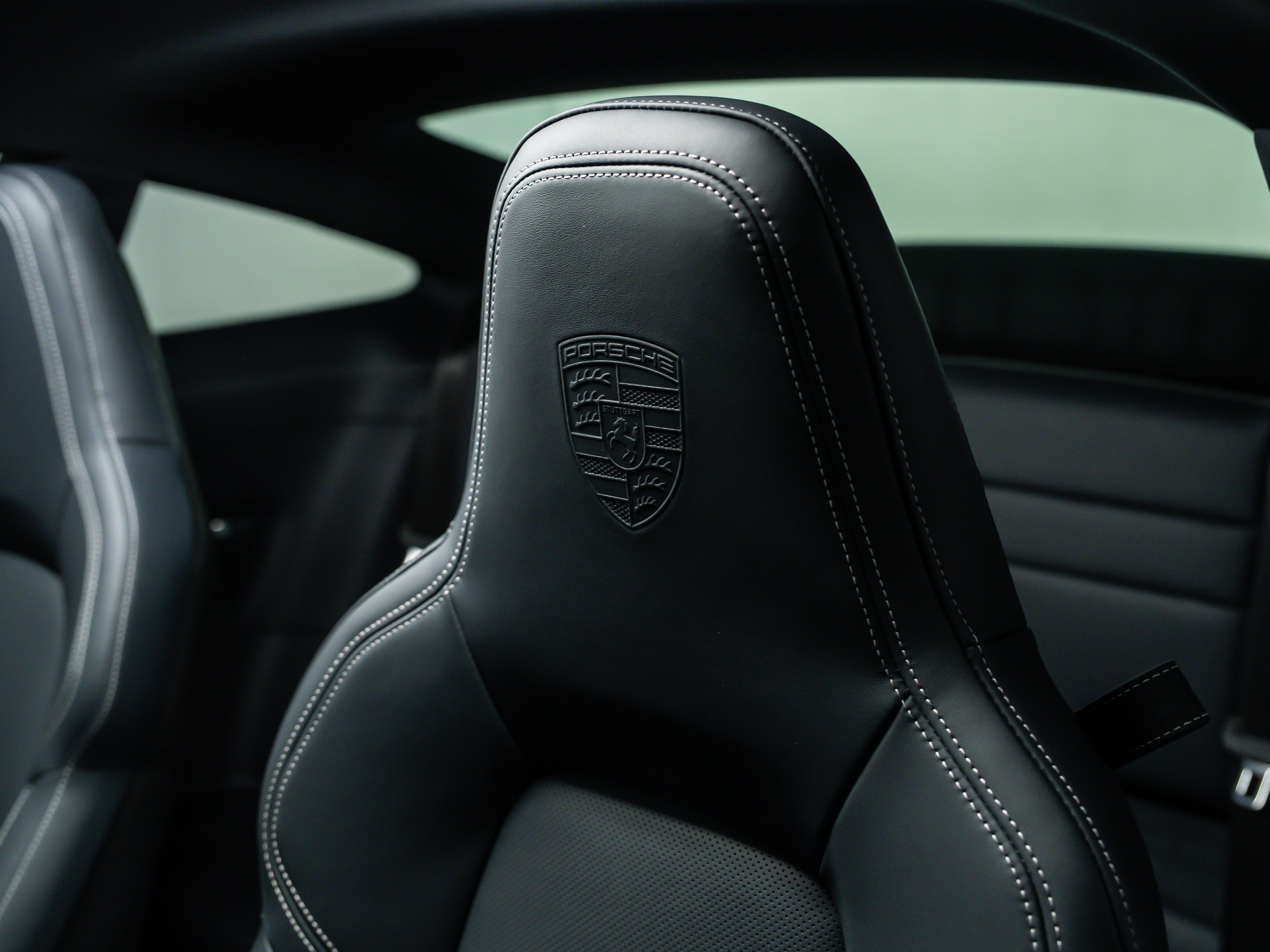 2025 Porsche 911 Carrera
