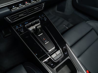 2025 Porsche 911 Carrera