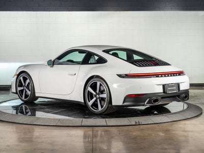 2025 Porsche 911 Carrera