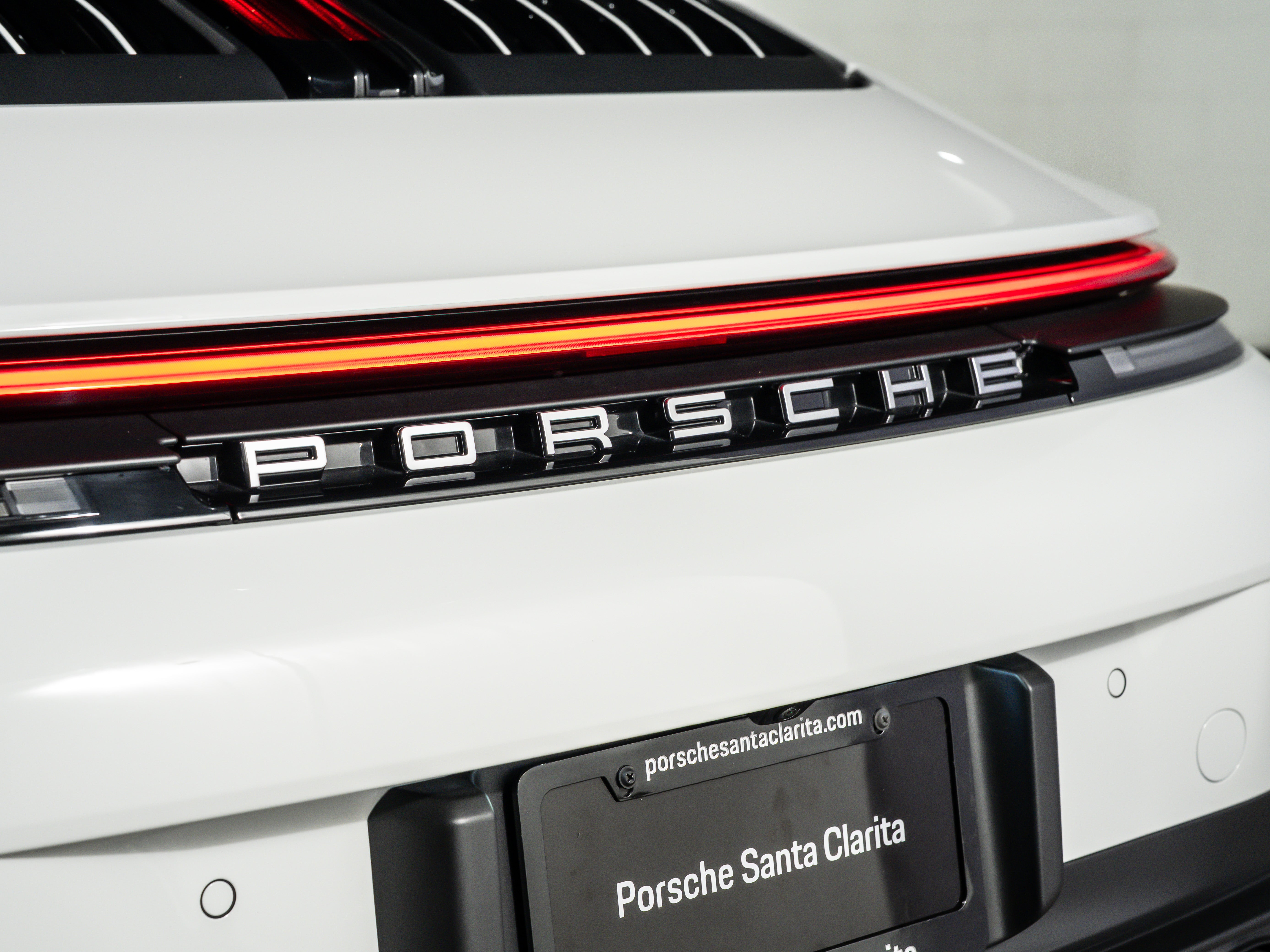 2025 Porsche 911 Carrera
