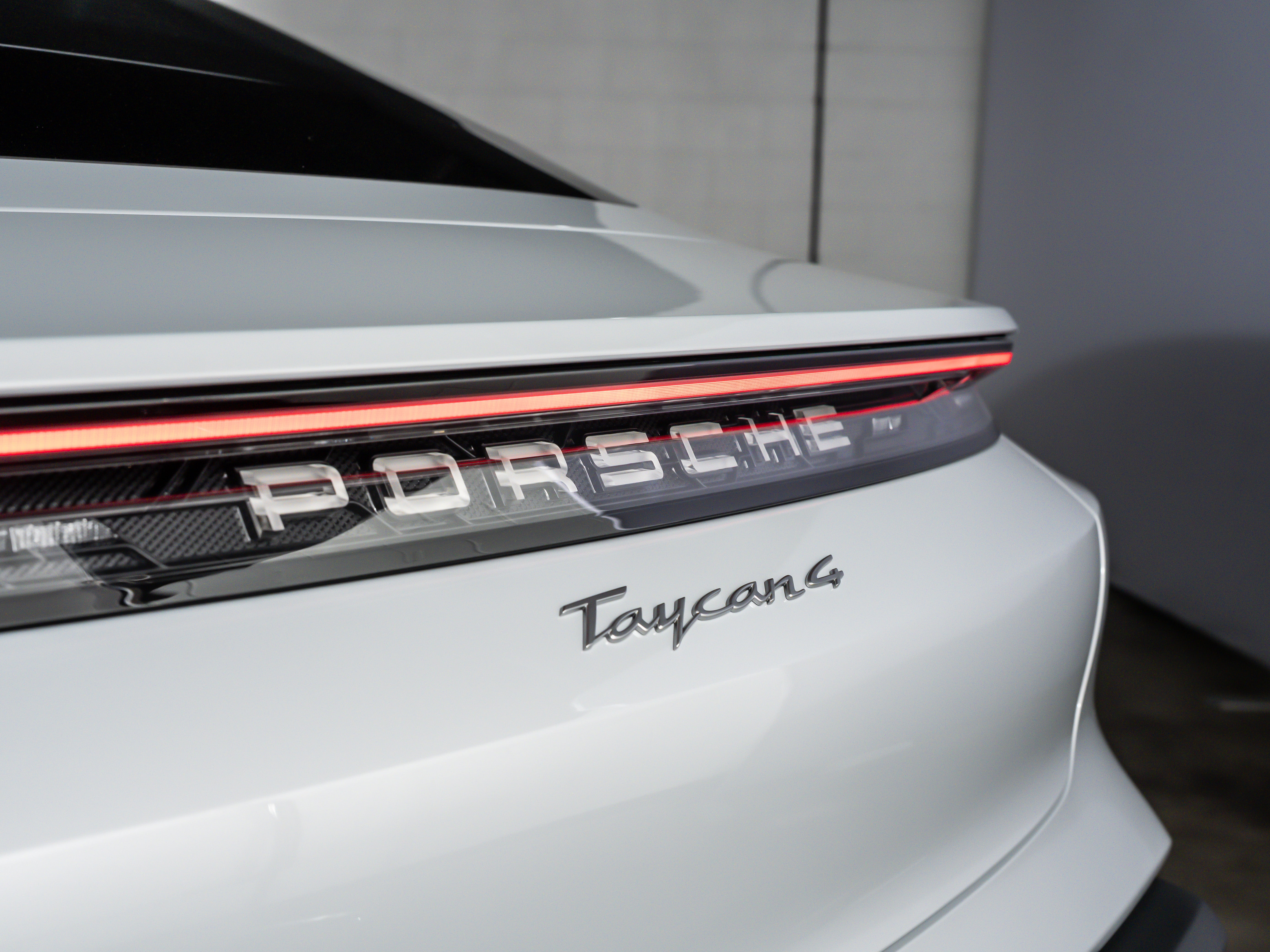 2026 Porsche Taycan 4