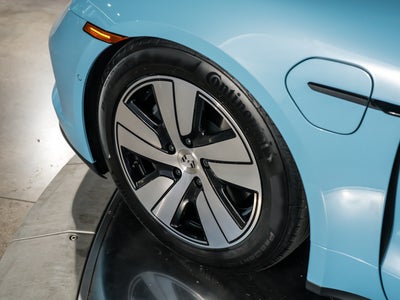 2026 Porsche Taycan 4