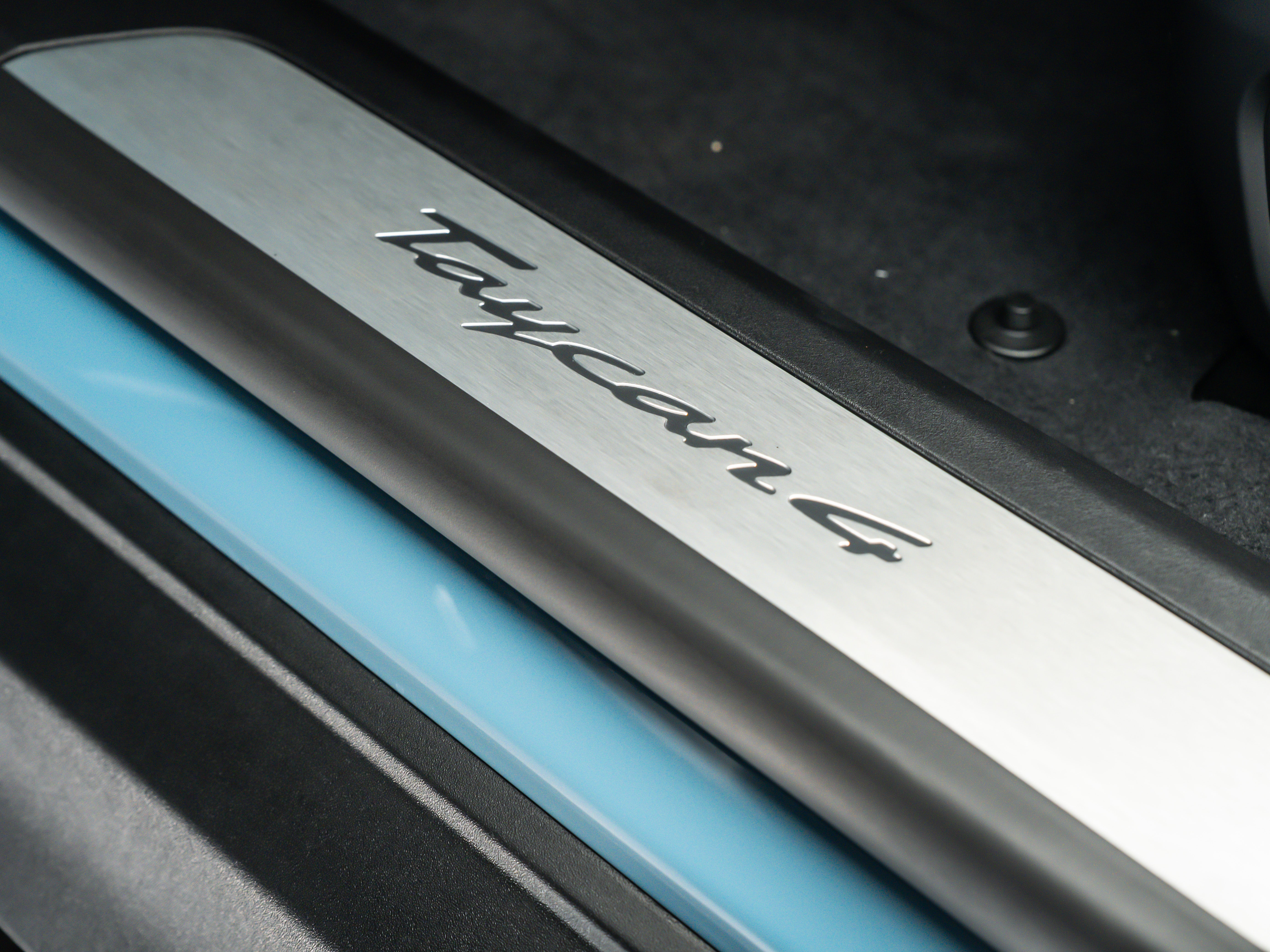 2026 Porsche Taycan 4